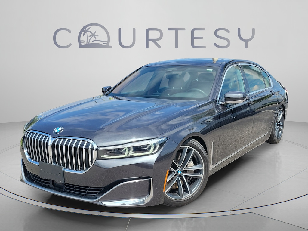 Used 2022 BMW 750i xDrive Sedan