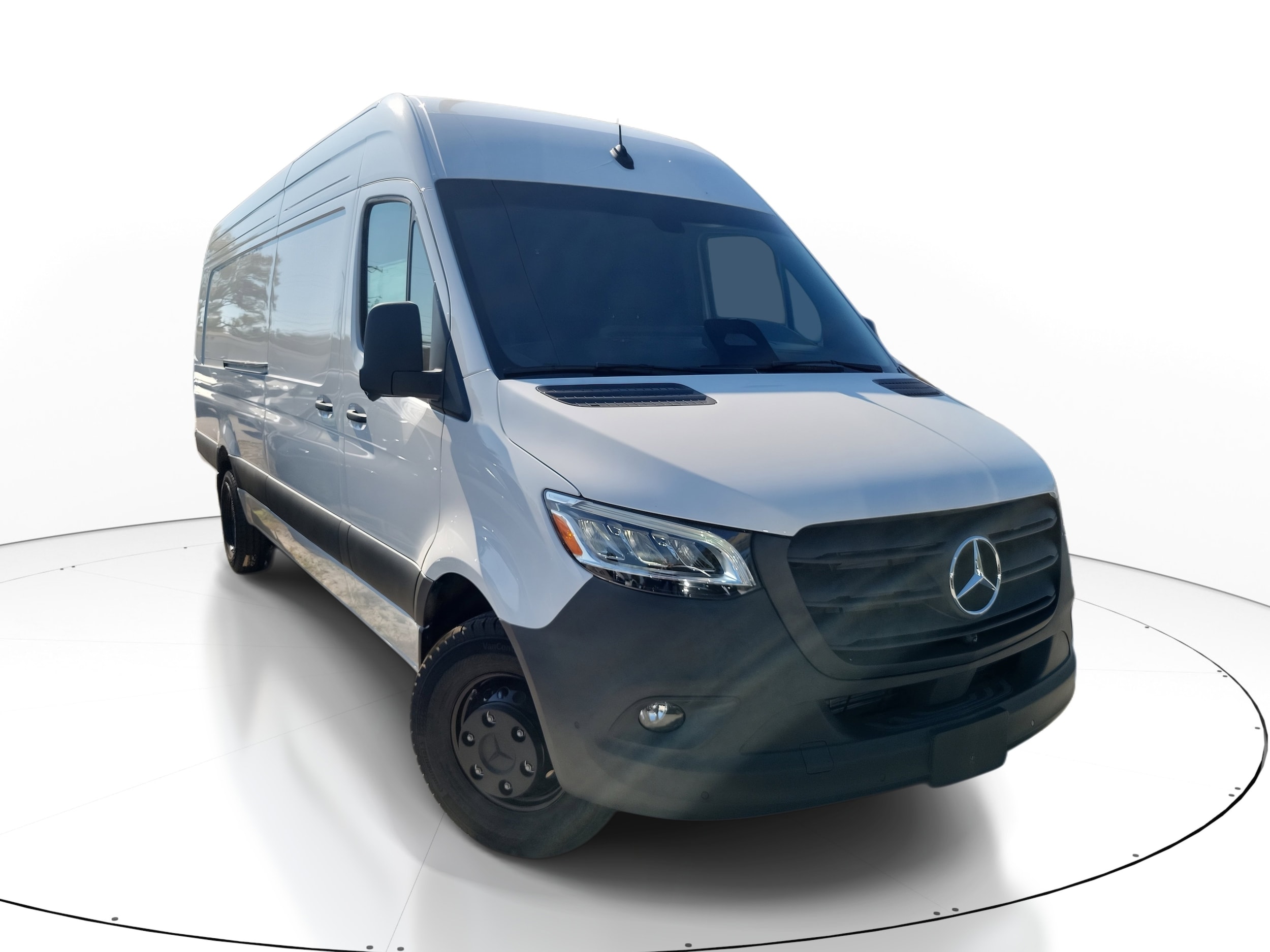 2026 Mercedes-Benz Sprinter Cargo Van Base's photo