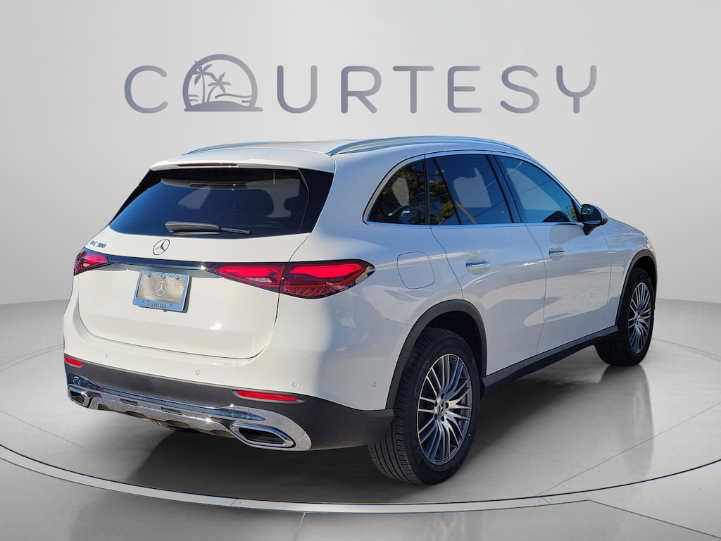New 2026 Mercedes-Benz GLC 300 SUV