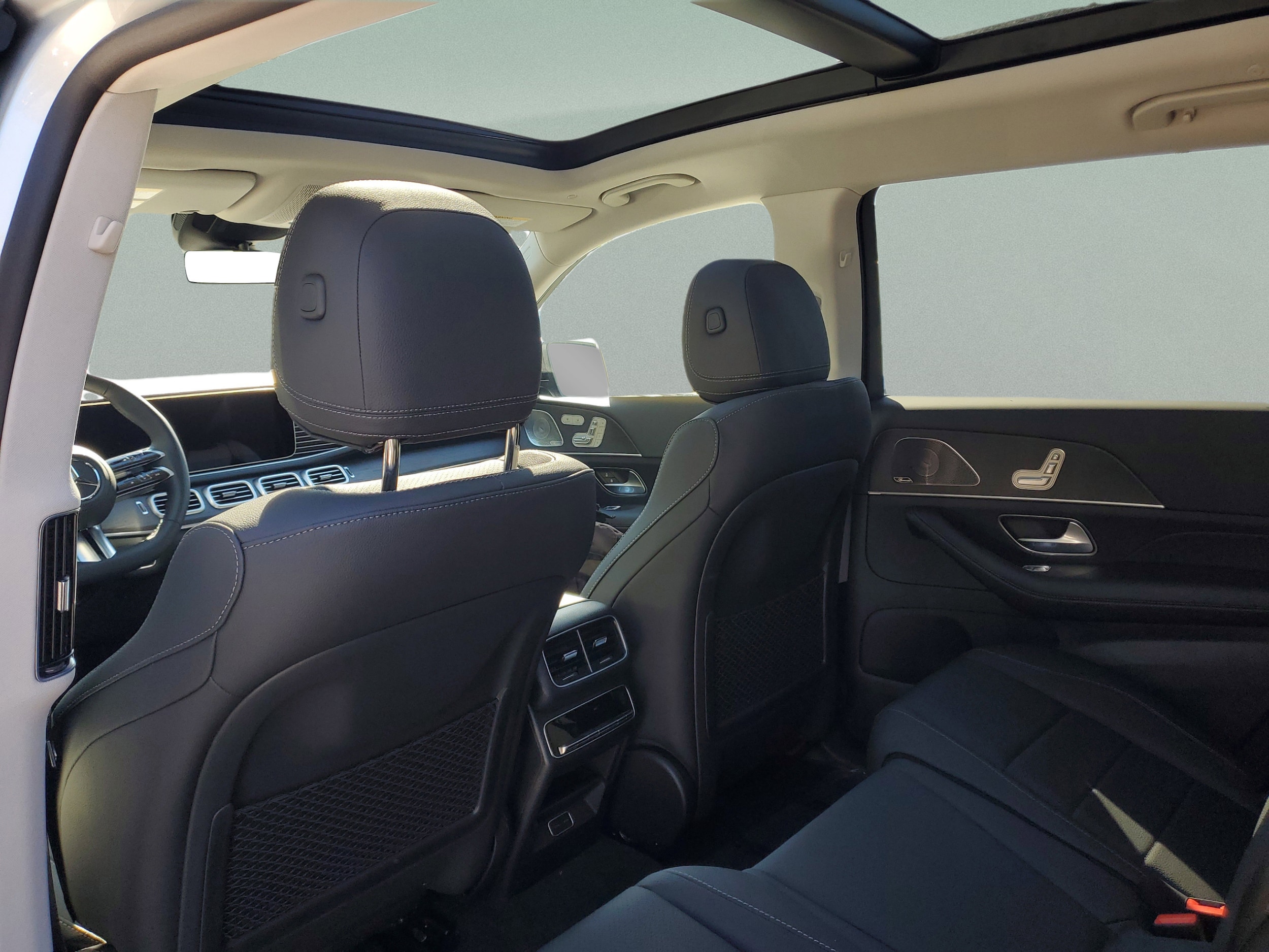 2026 Mercedes-Benz GLS Base - Photo 11