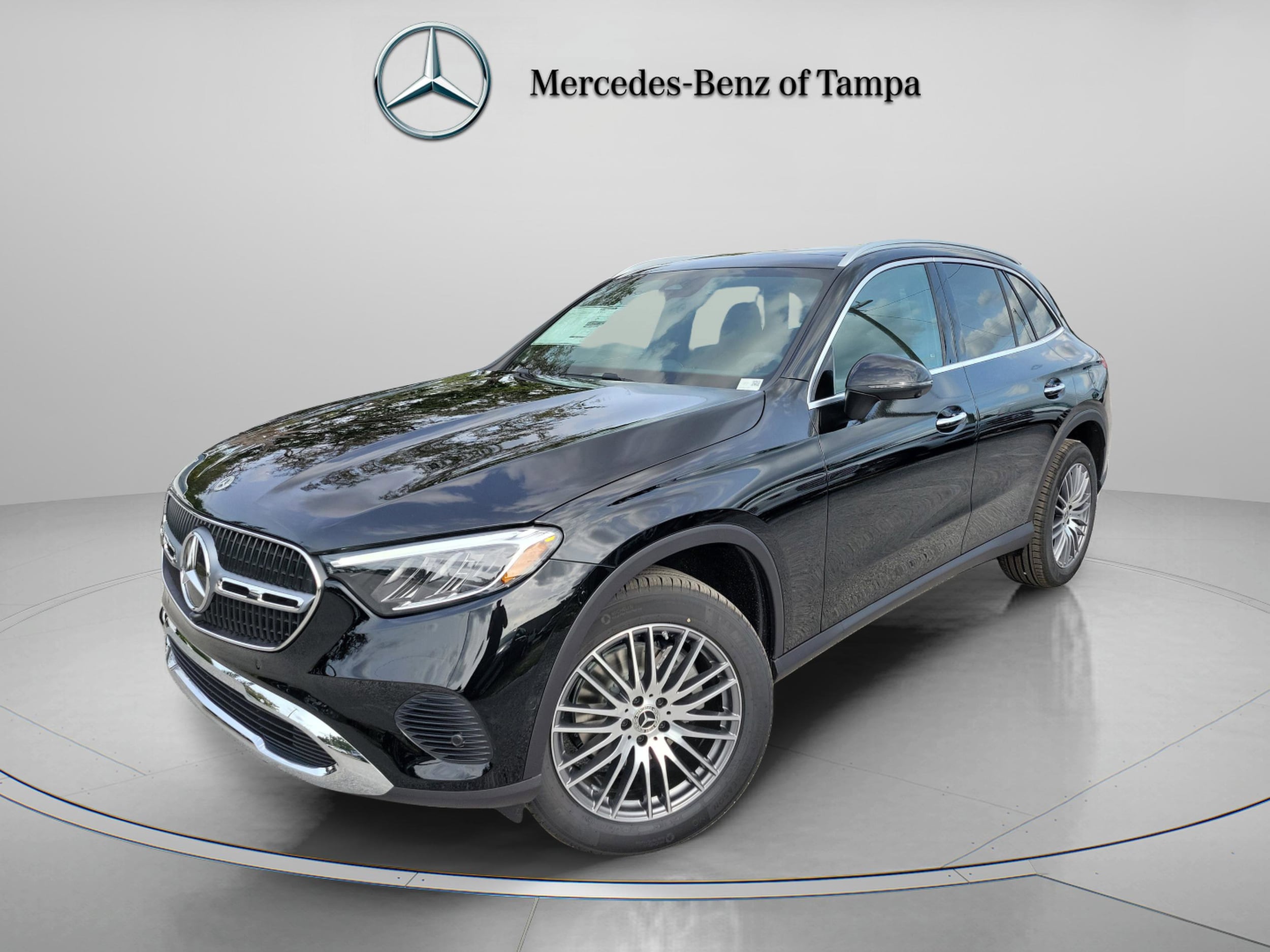 2026 Mercedes-Benz GLC Base's photo