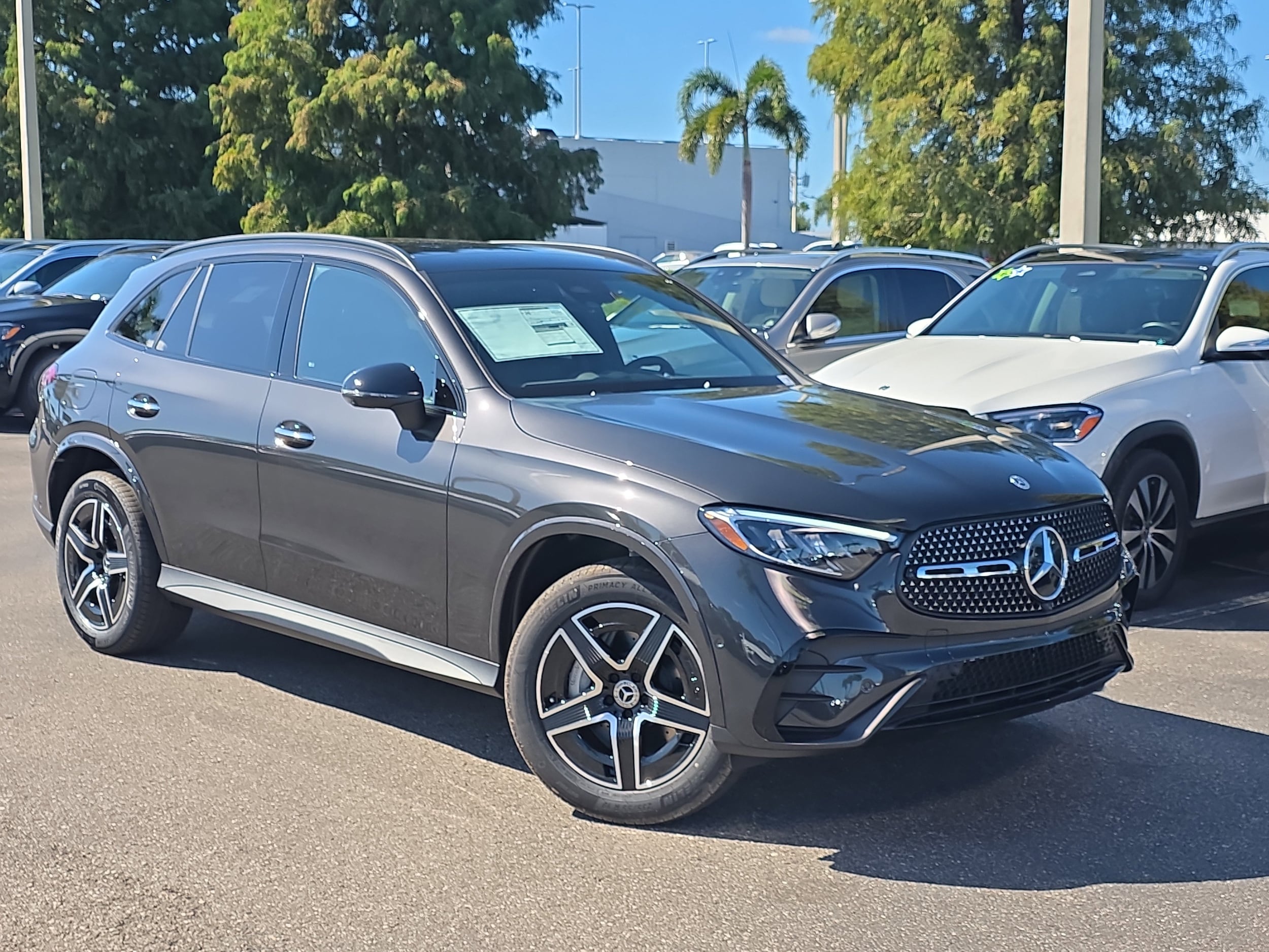 2026 Mercedes-Benz GLC Base's photo