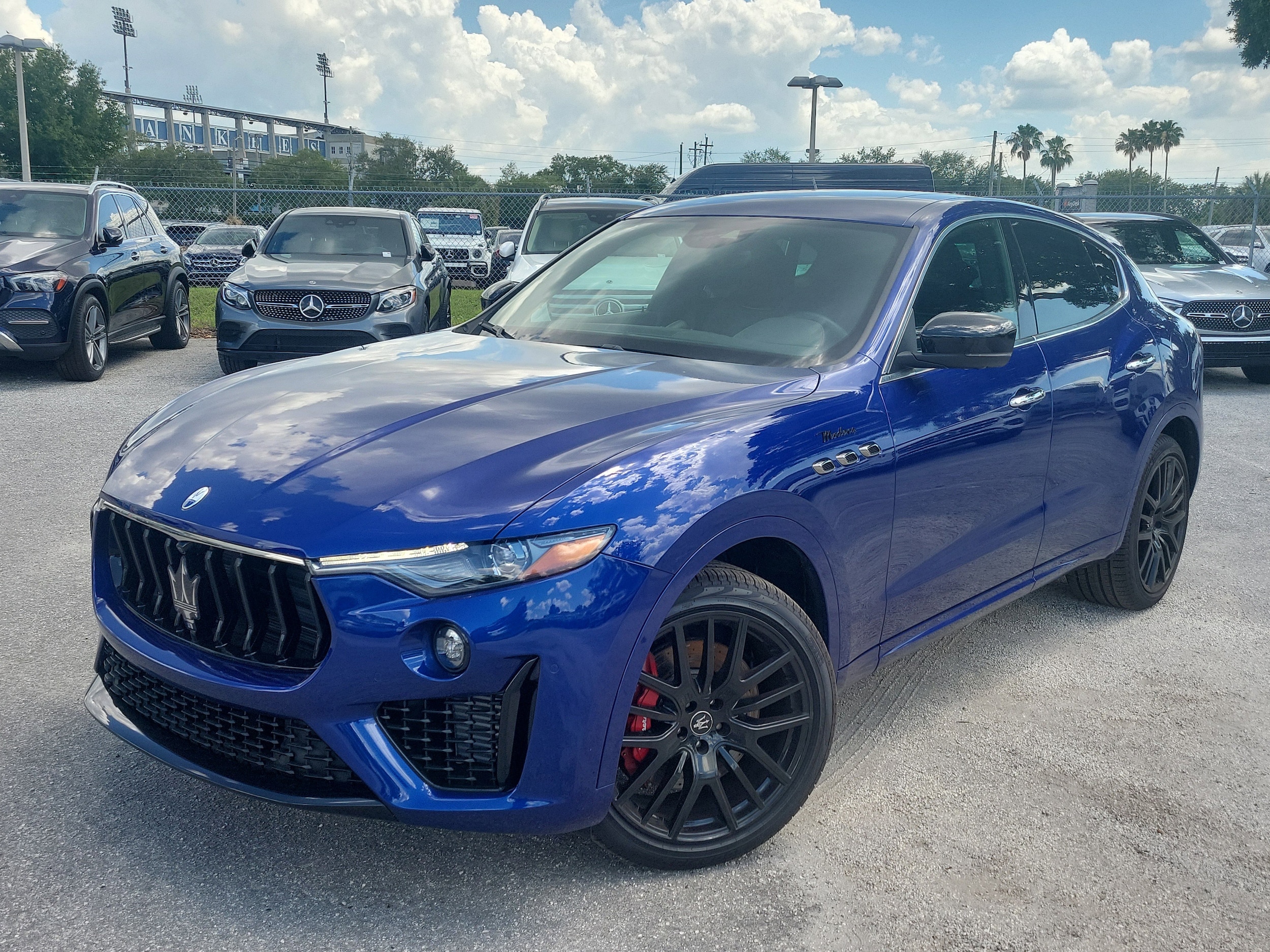 2024 Maserati Levante Modena Ultima's photo