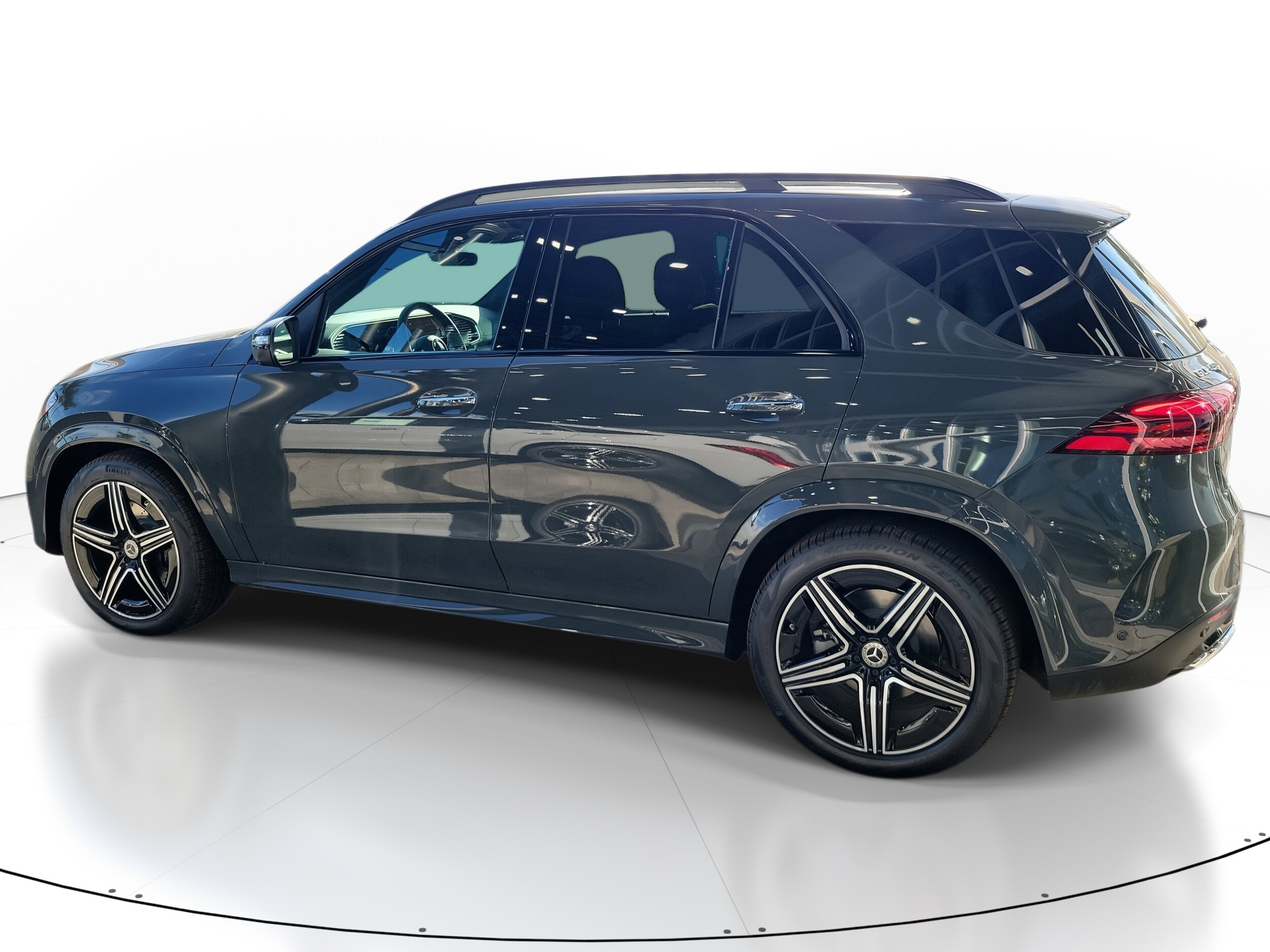 2026 Mercedes Benz GLE 450 4MATIC photo 4