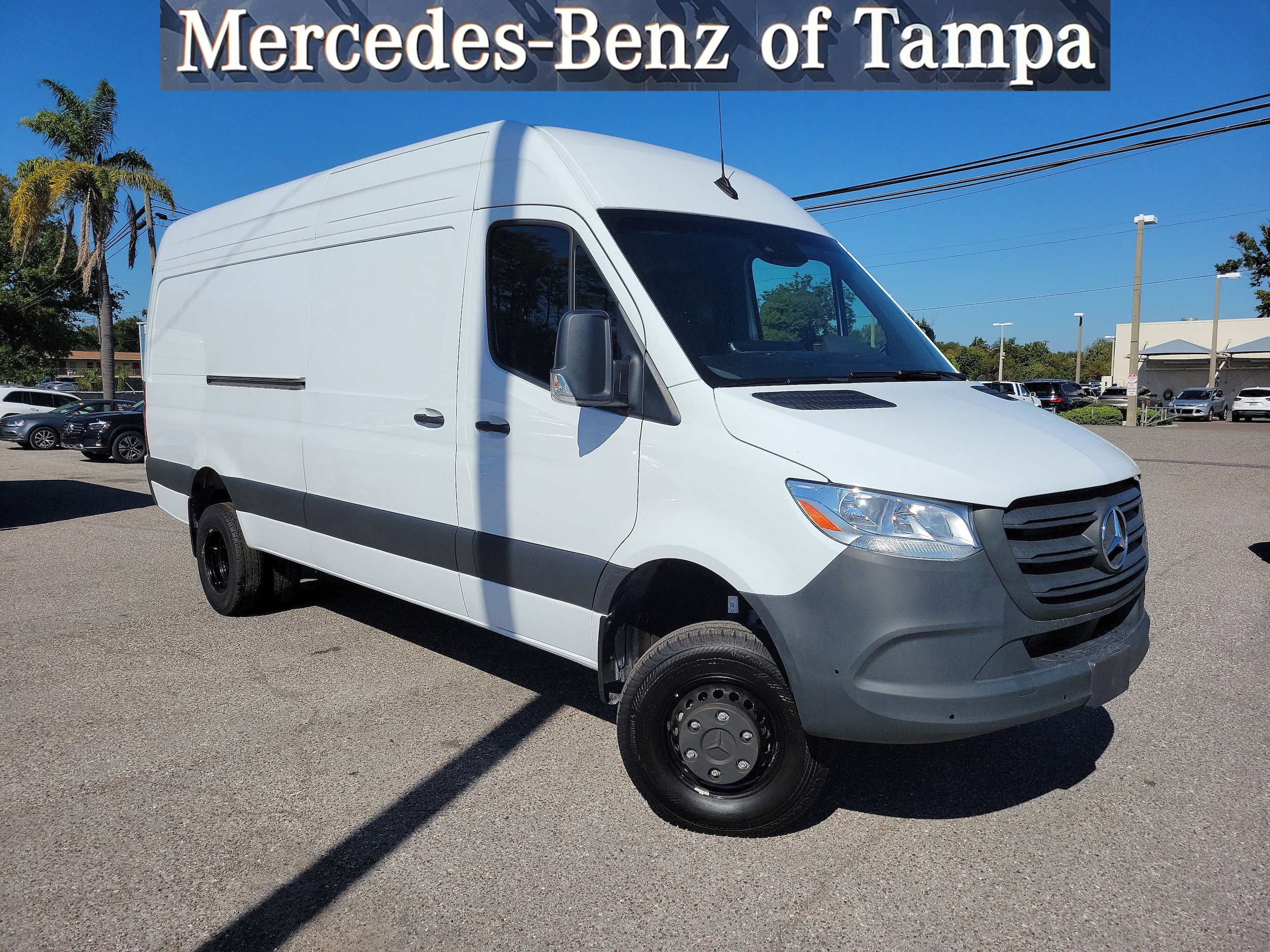 2024 Mercedes-Benz Sprinter Cargo Van Base's photo