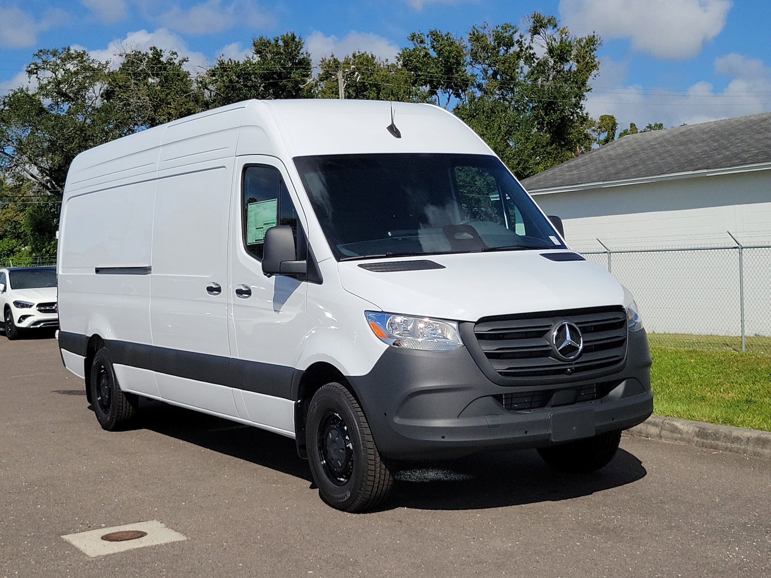 2026 Mercedes-Benz Sprinter Cargo Van Base's photo