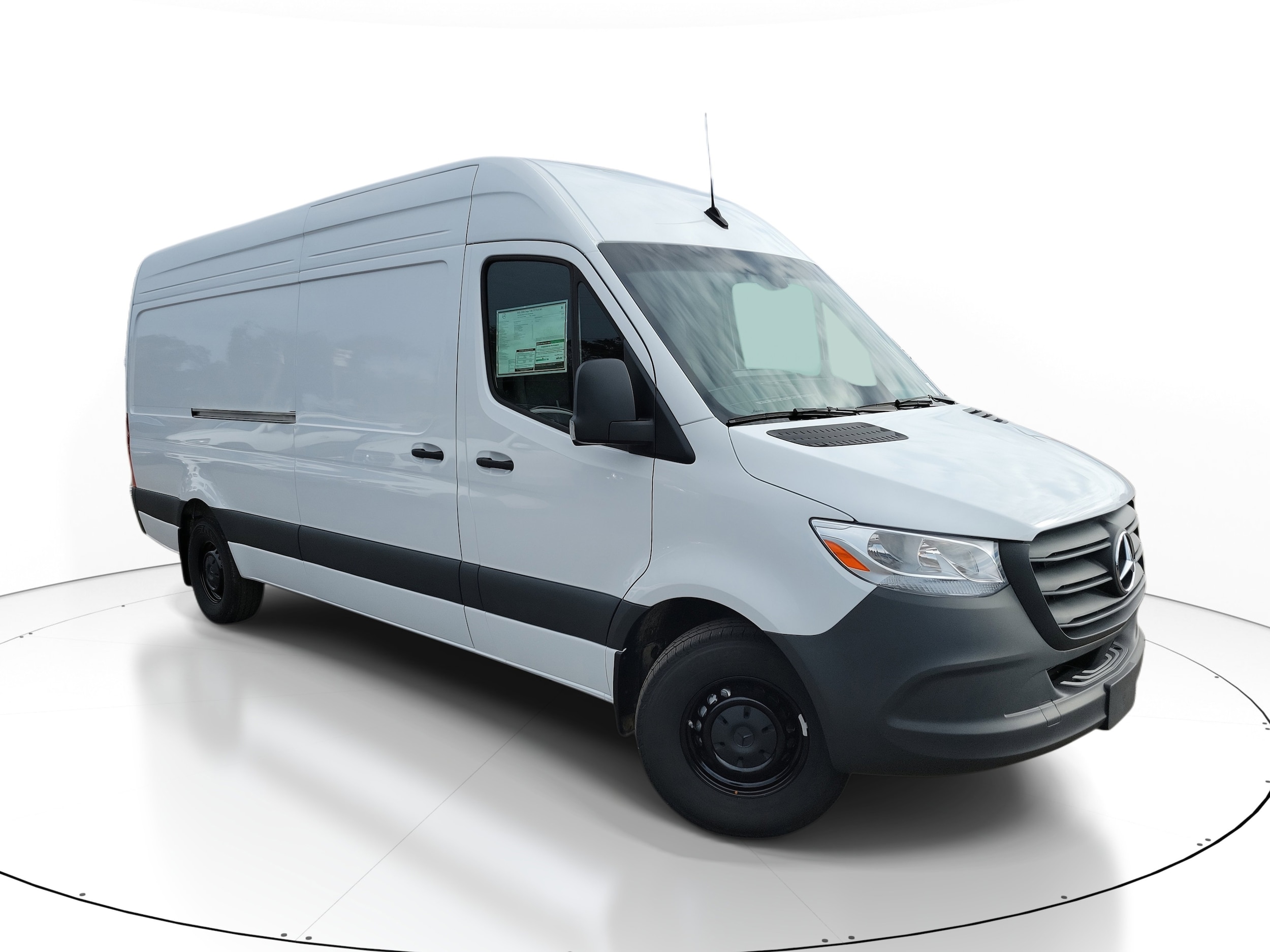 2025 Mercedes-Benz Sprinter Cargo Van Base's photo