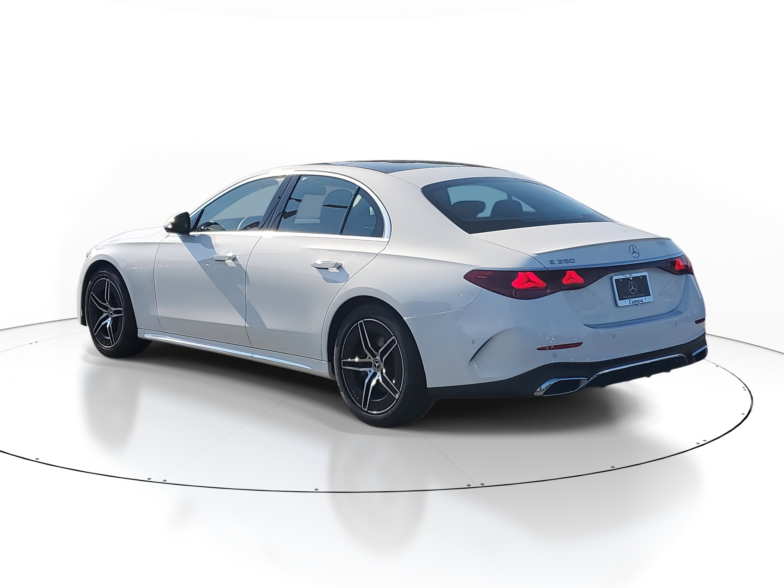 2026 Mercedes Benz E 350 Sedan photo 3