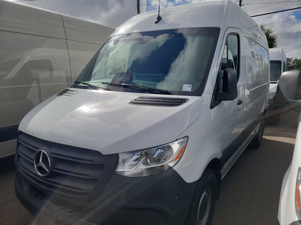New 2026 Mercedes-Benz Sprinter 2500 Standard Roof 4-Cyl Diesel Van Cargo Van