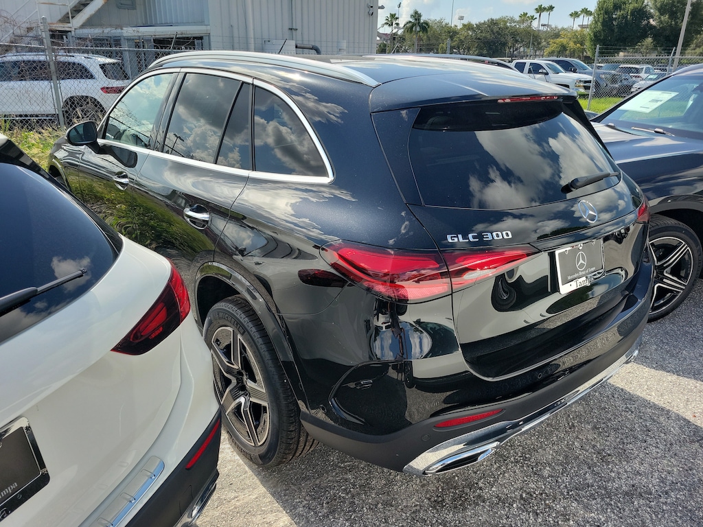 New 2026 Mercedes-Benz GLC 300 SUV