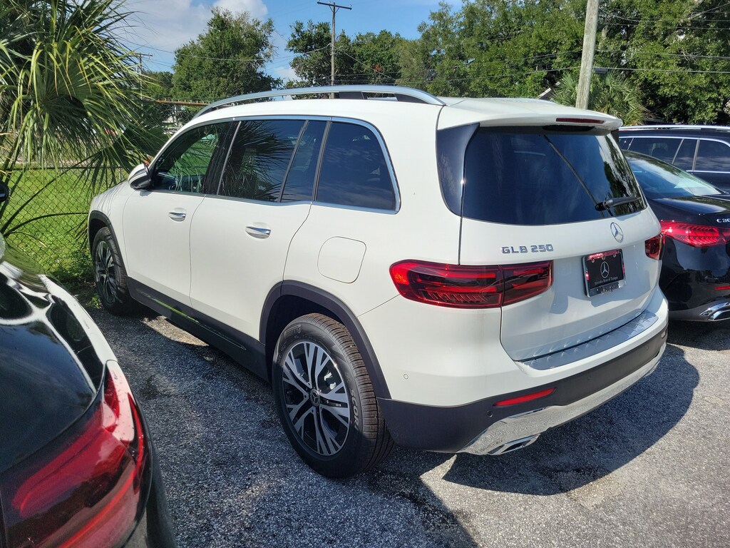 New 2026 Mercedes-Benz GLB 250 SUV