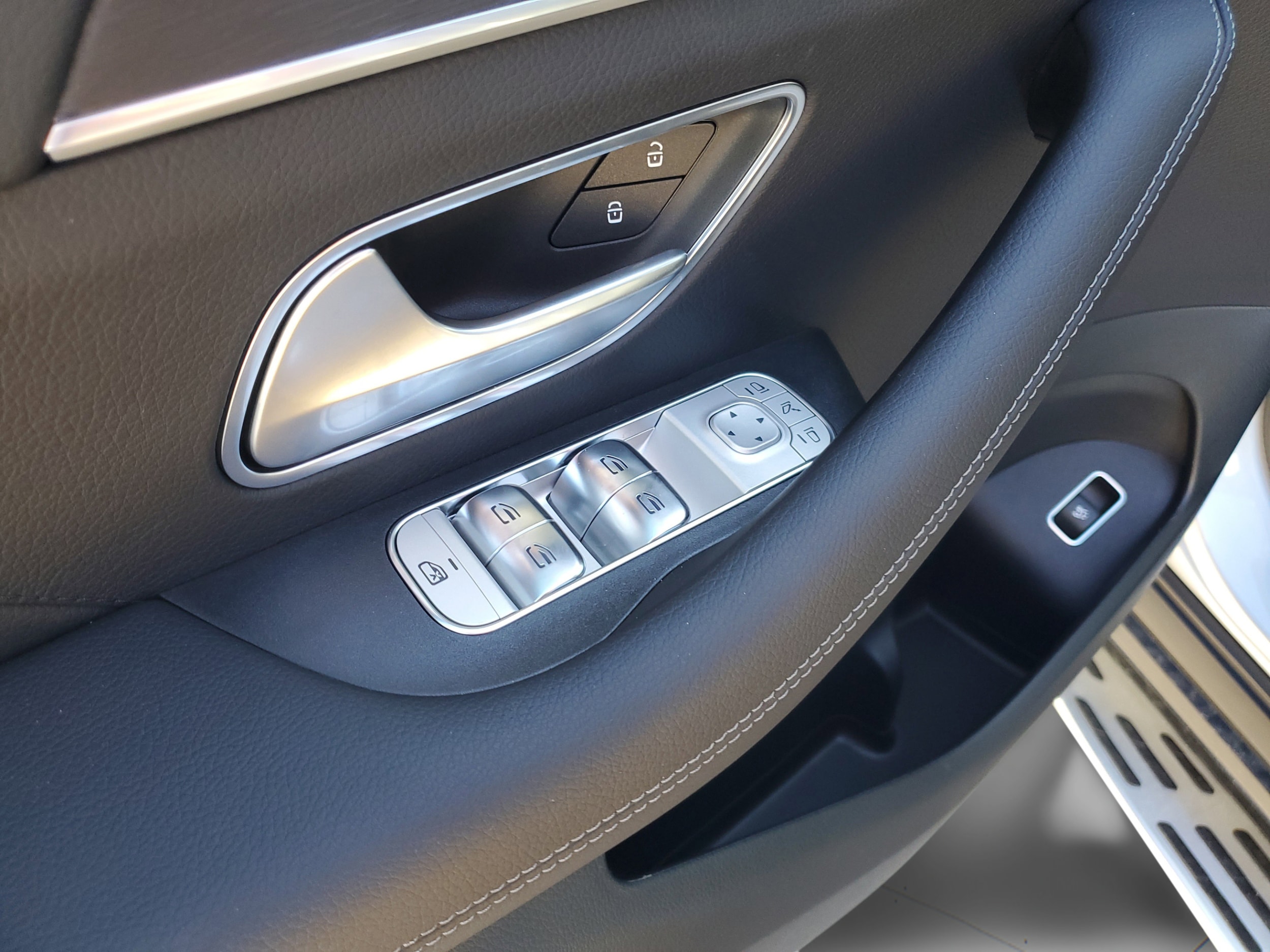 2026 Mercedes-Benz GLS Base - Photo 39