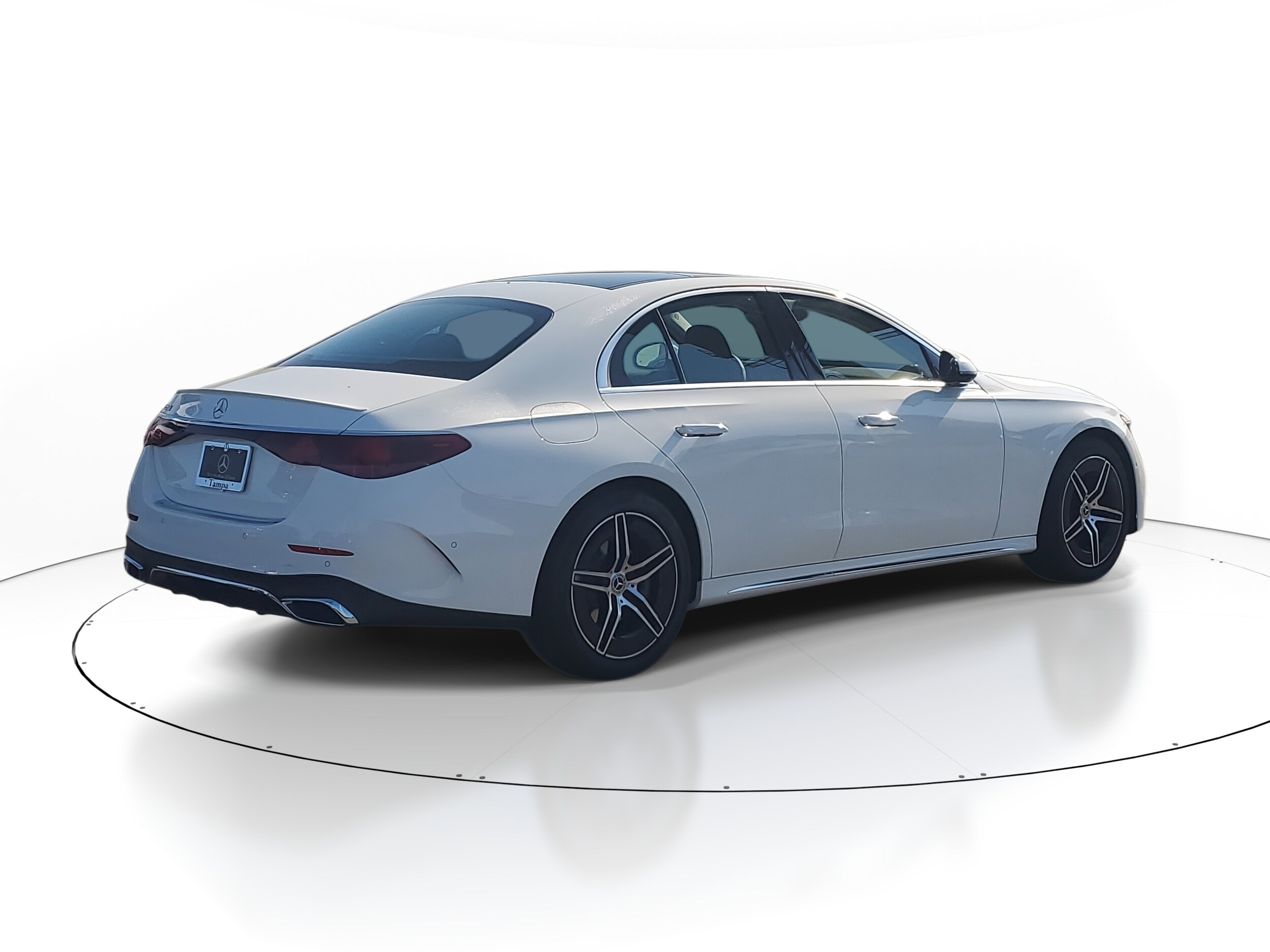 2026 Mercedes Benz E 350 Sedan photo 4