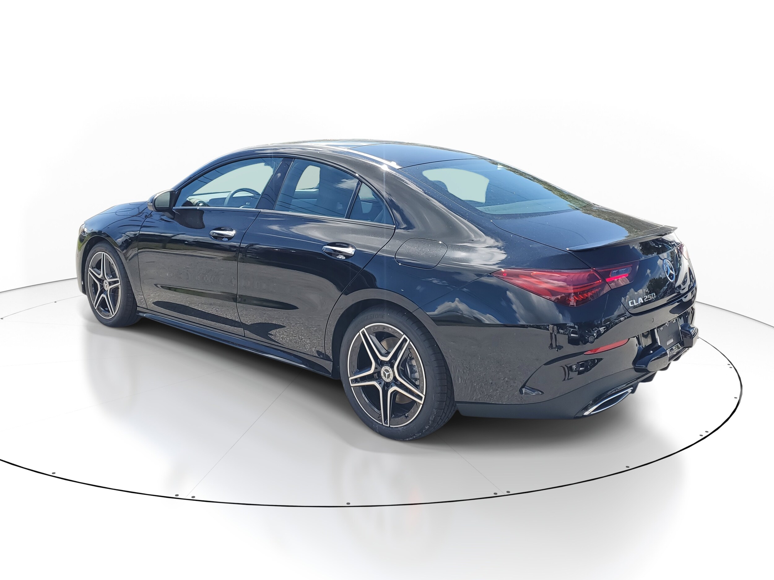 2026 Mercedes Benz CLA 250 photo 3