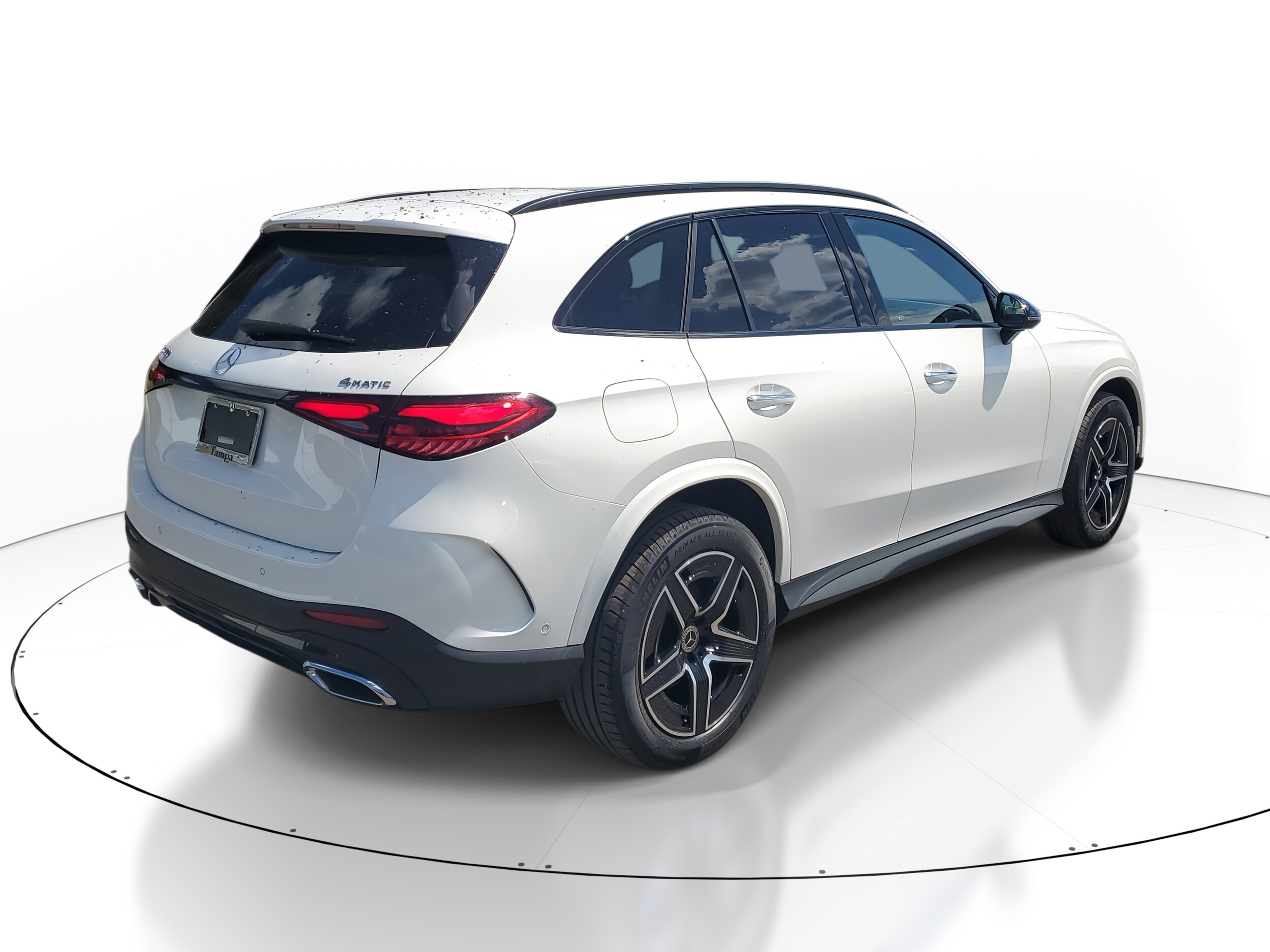 2026 Mercedes Benz GLC 300 4MATIC photo 4