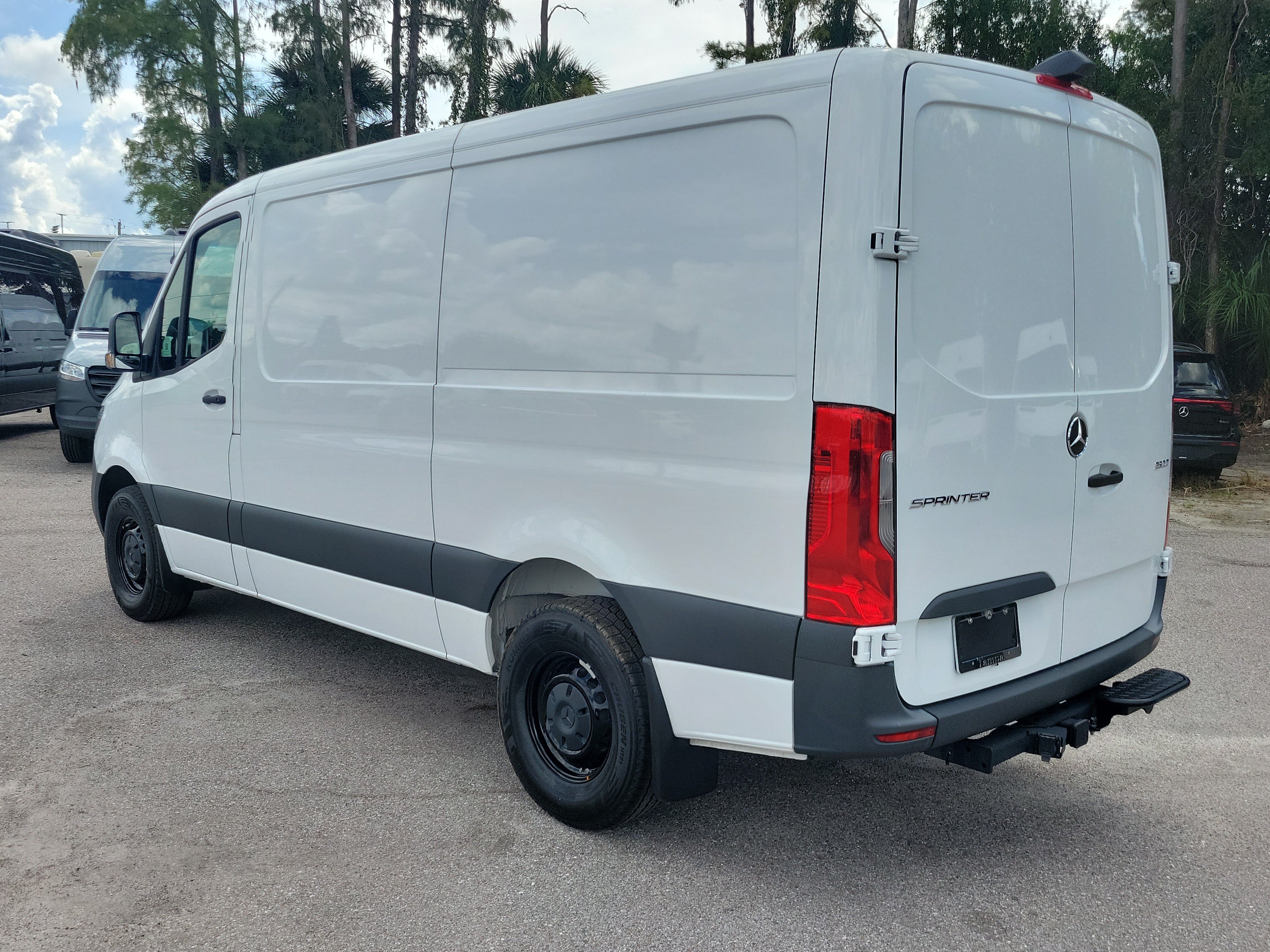 New 2025 Mercedes-Benz Sprinter 2500 Standard Roof 4-Cyl Diesel HO Van Cargo Van