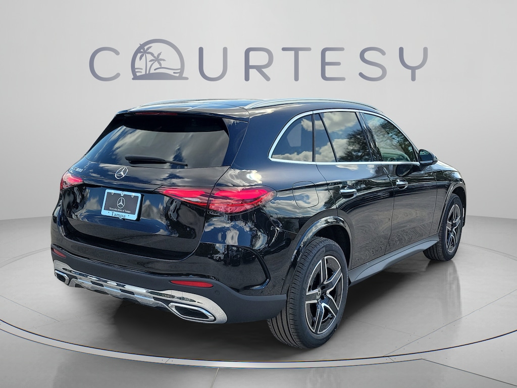 New 2026 Mercedes-Benz GLC 300 SUV