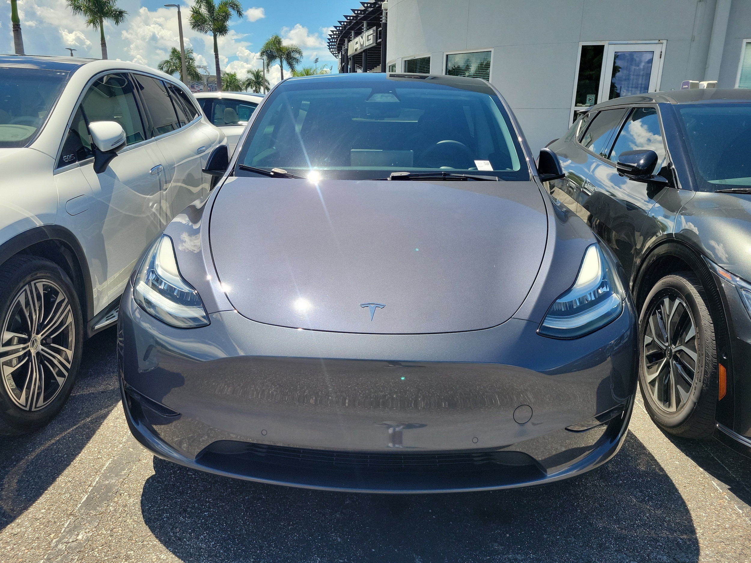 Used 2022 Tesla Model Y Long Range with VIN 7SAYGDEE7NF337528 for sale in Tampa, FL