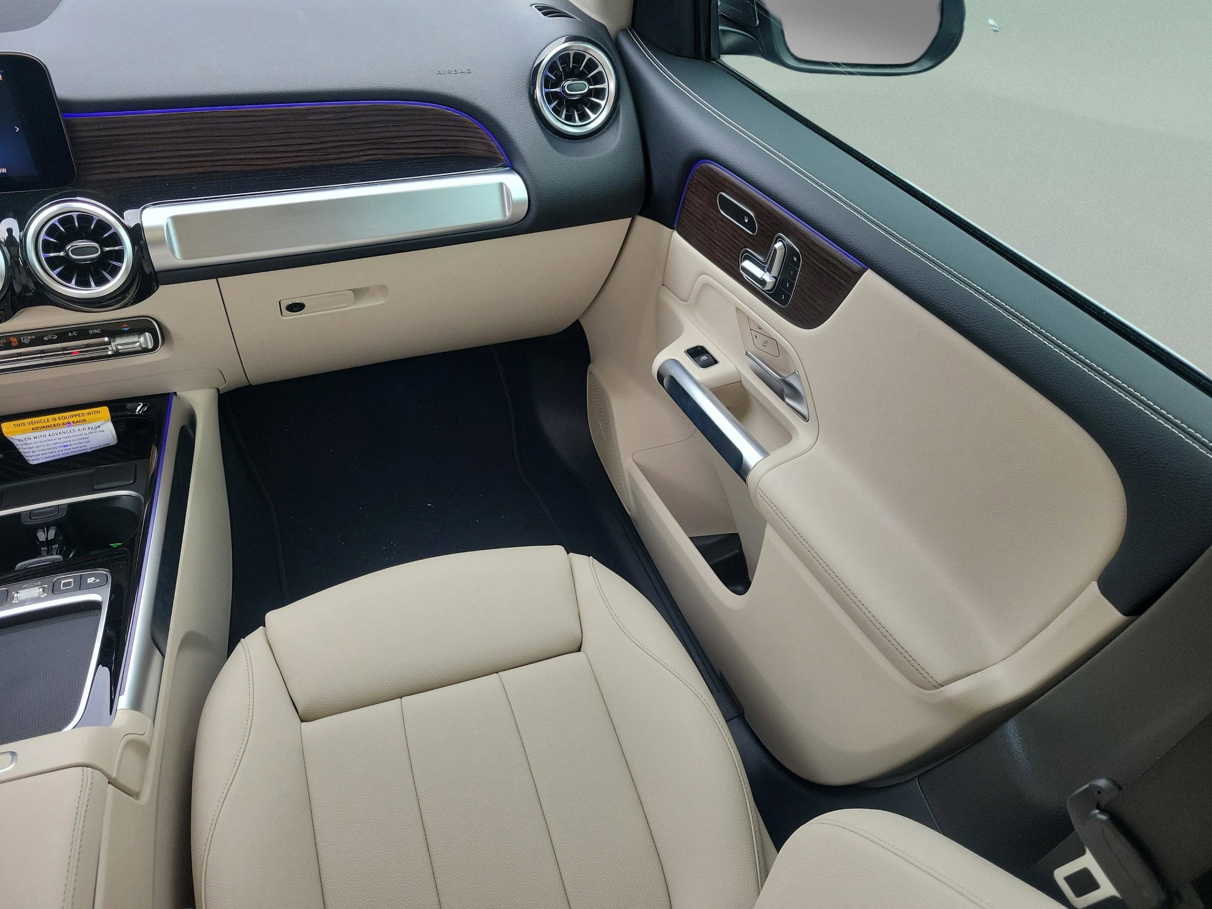2026 Mercedes-Benz GLB GLB 250 - Photo 14