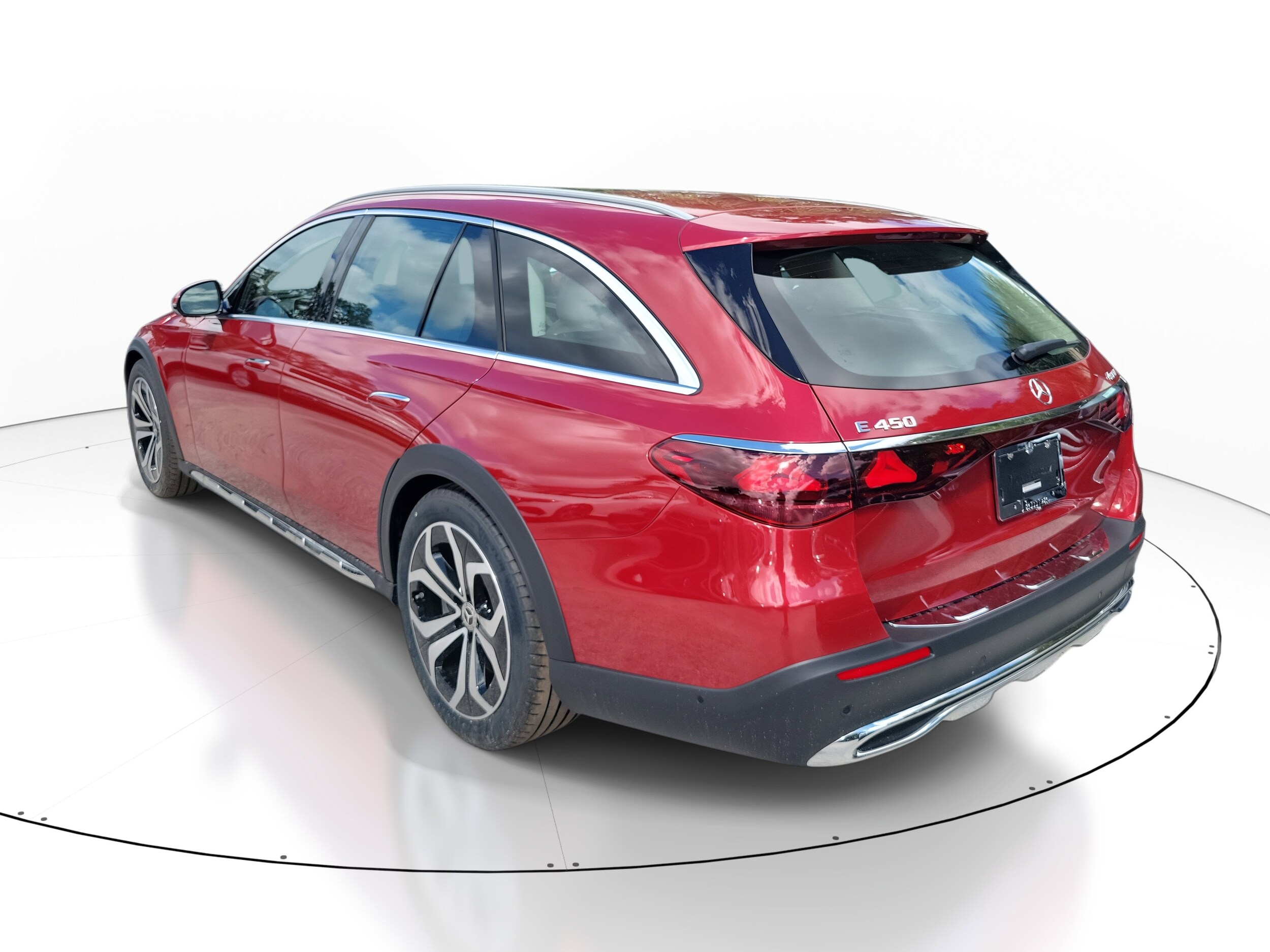 2026 Mercedes Benz E 450 4MATIC All-Terrain photo 3