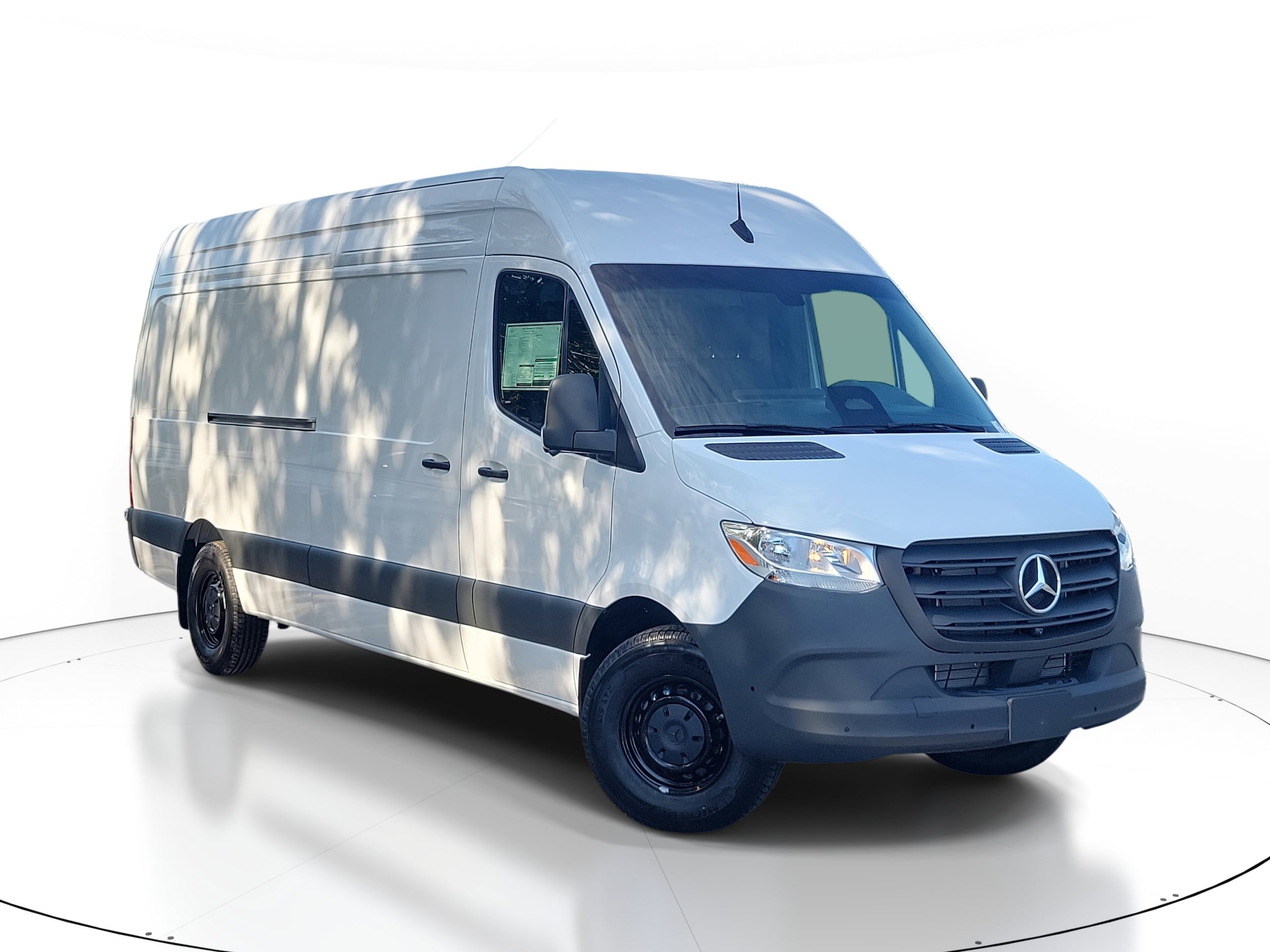 2026 Mercedes-Benz Sprinter Cargo Van Base's photo