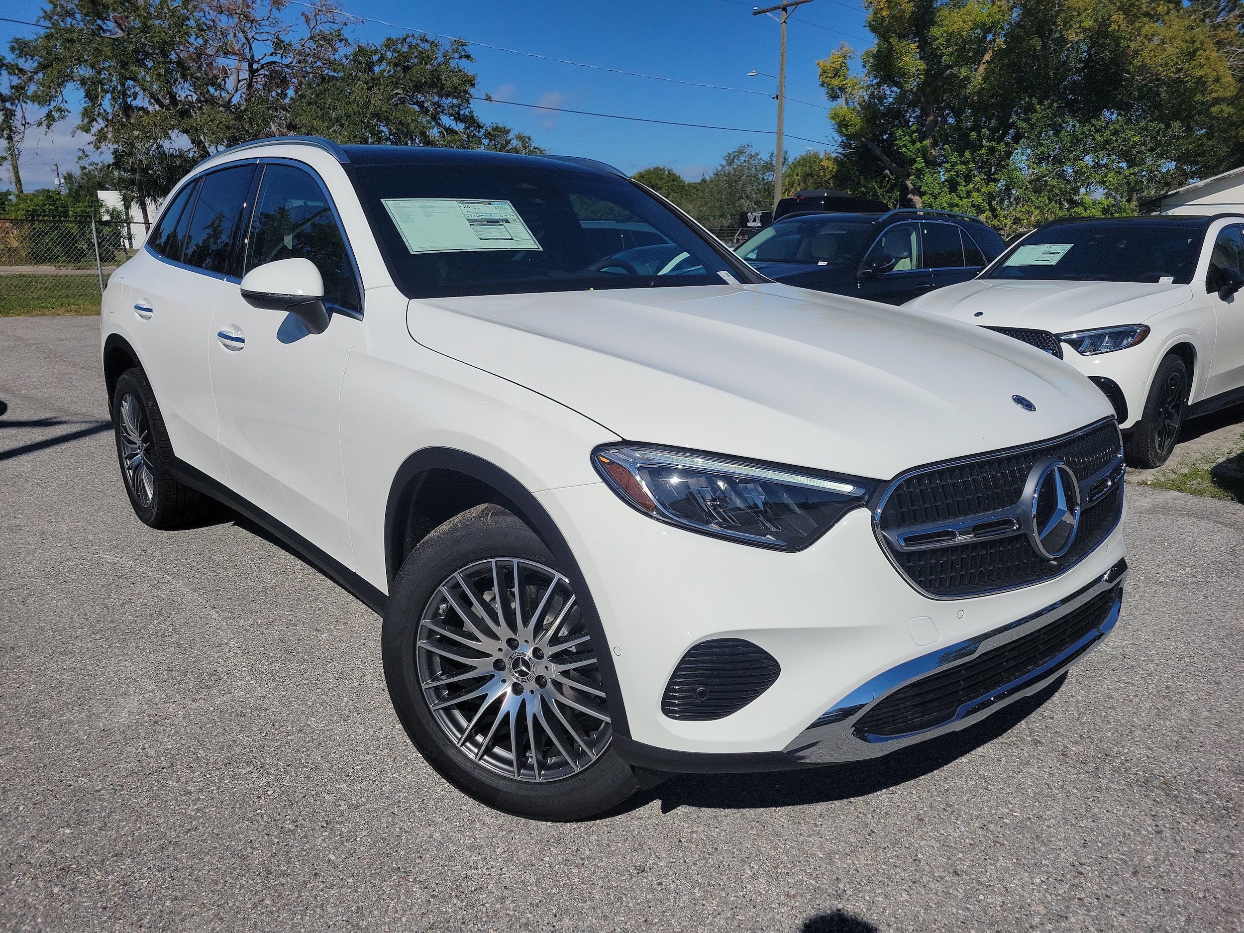 2026 Mercedes-Benz GLC Base's photo