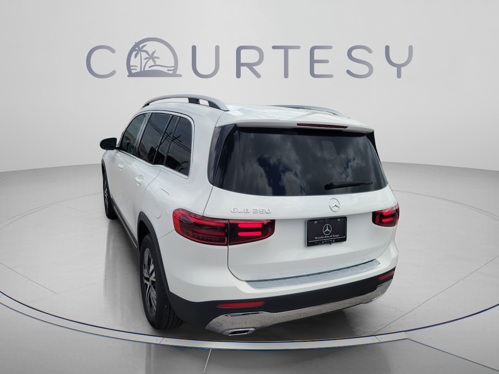 New 2026 Mercedes-Benz GLB 250 SUV