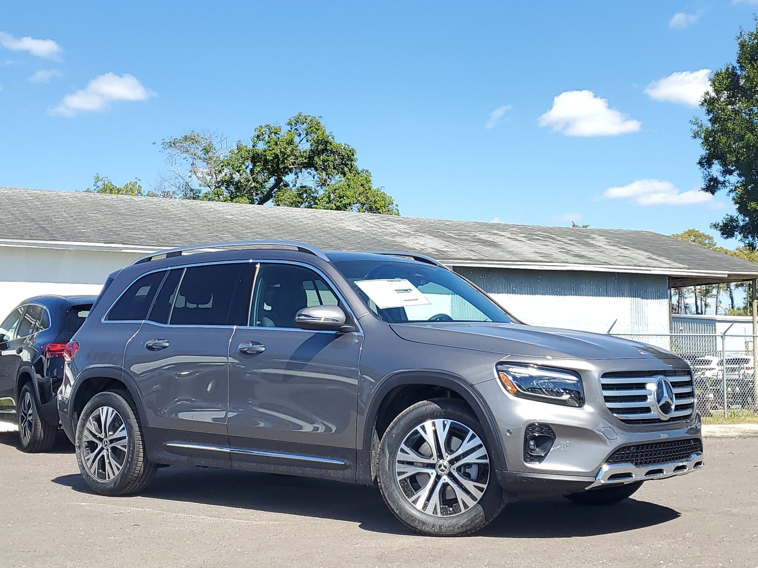 2026 Mercedes-Benz GLB GLB 250's photo