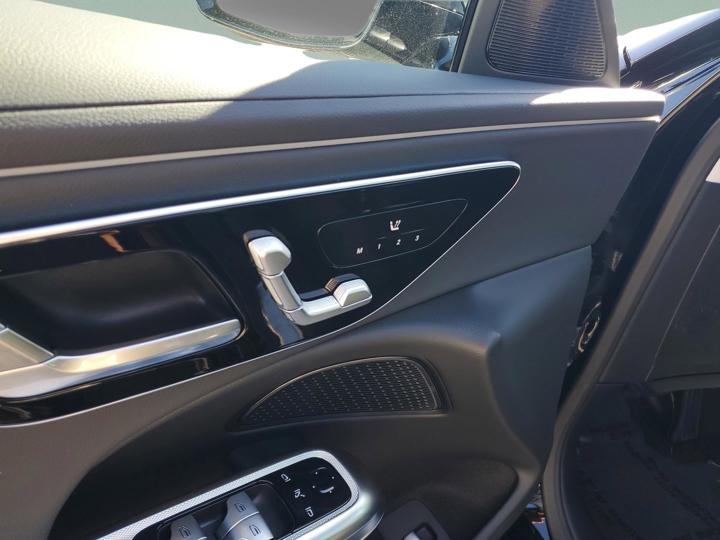 2026 Mercedes-Benz E-Class E350 - Photo 21