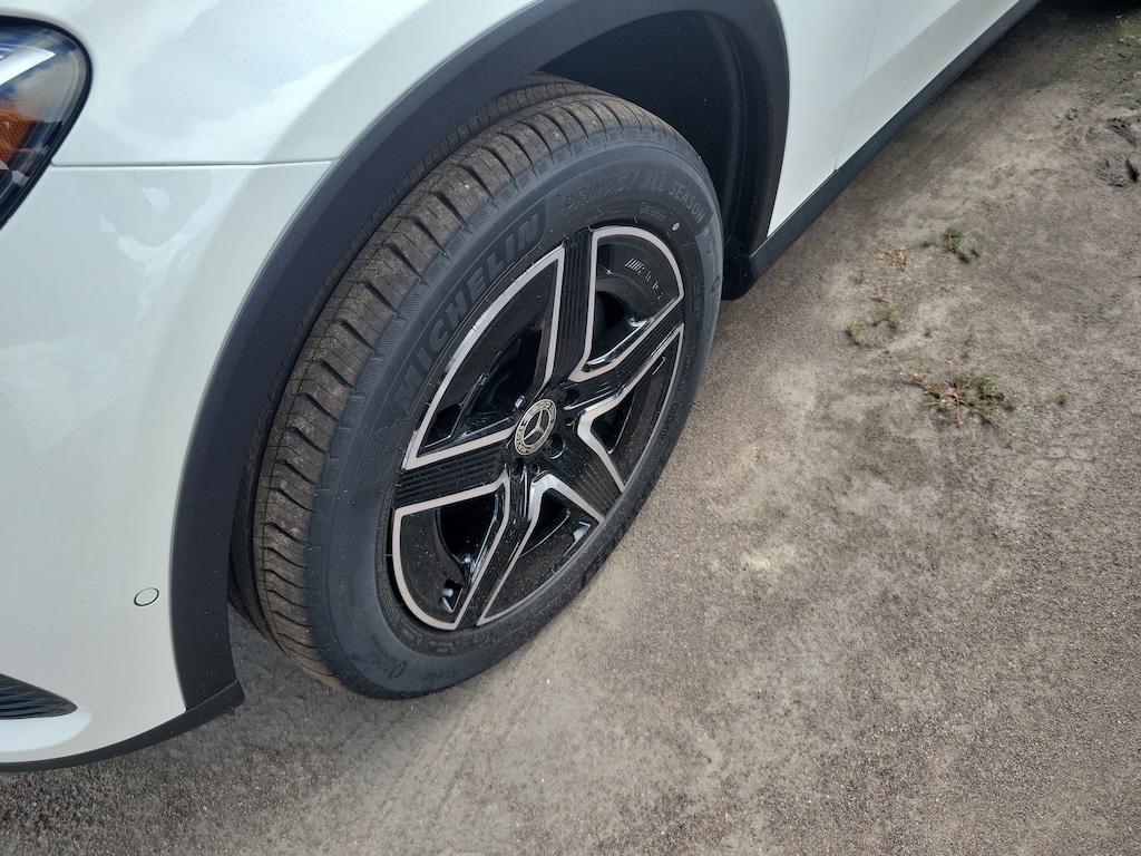 New 2026 Mercedes-Benz GLC 300 4MATIC SUV