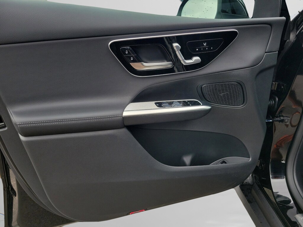 New 2026 Mercedes-Benz GLC 300 SUV