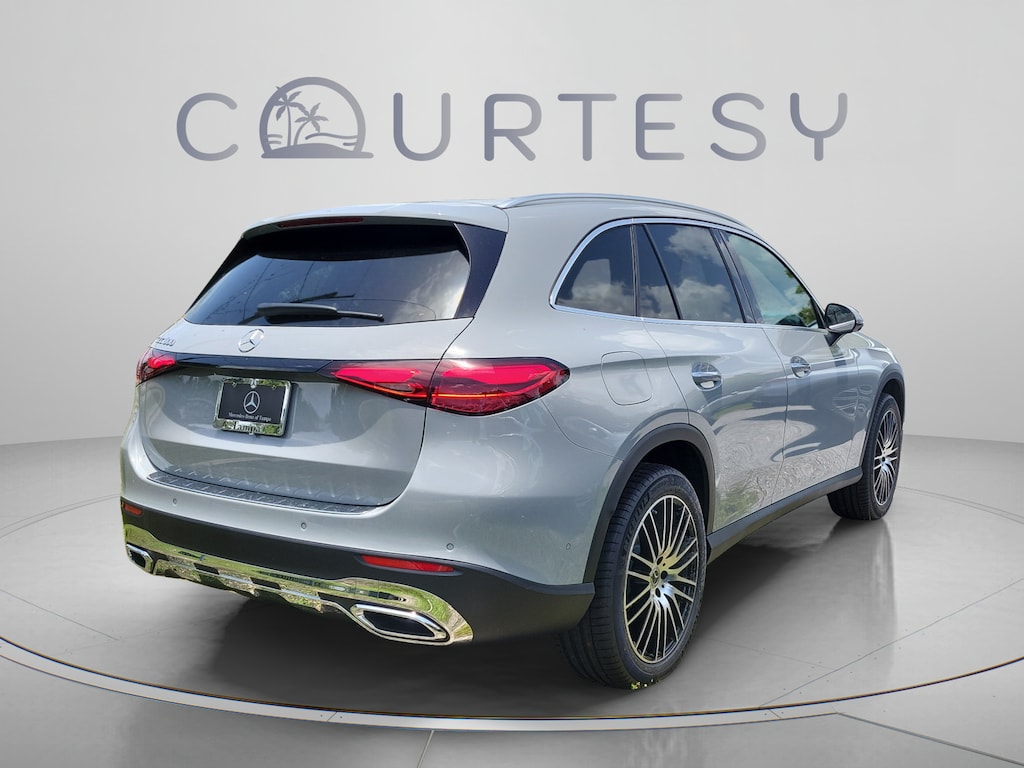 New 2026 Mercedes-Benz GLC 300 SUV