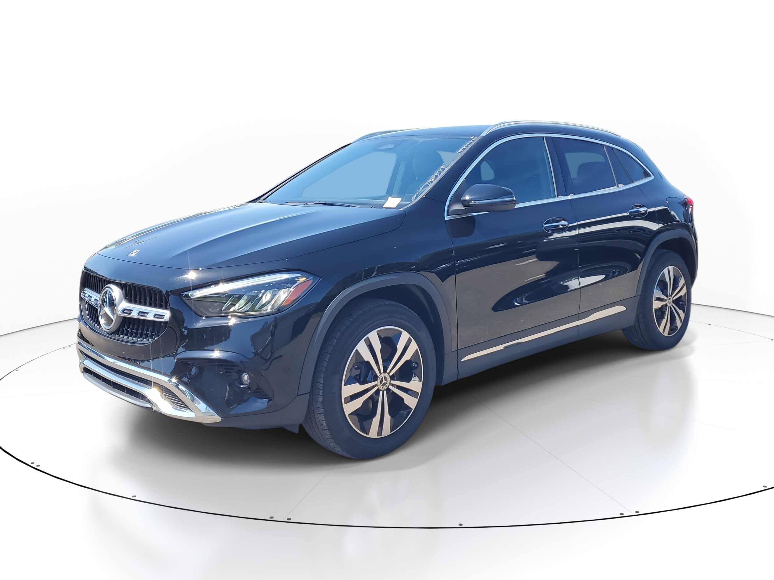 2025 Mercedes Benz GLA 250 photo 2