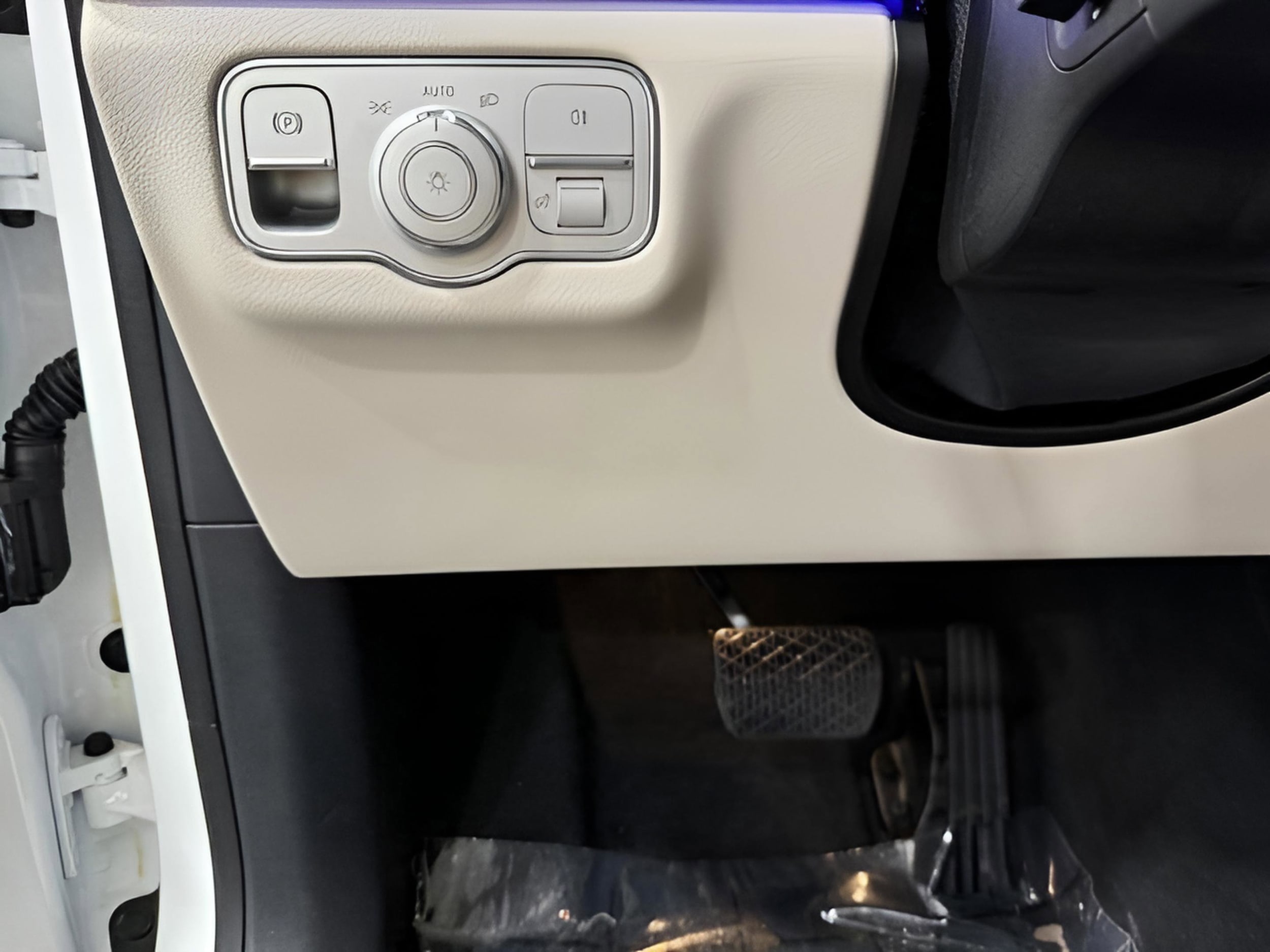 2025 Mercedes-Benz GLE GLE450 - Photo 33