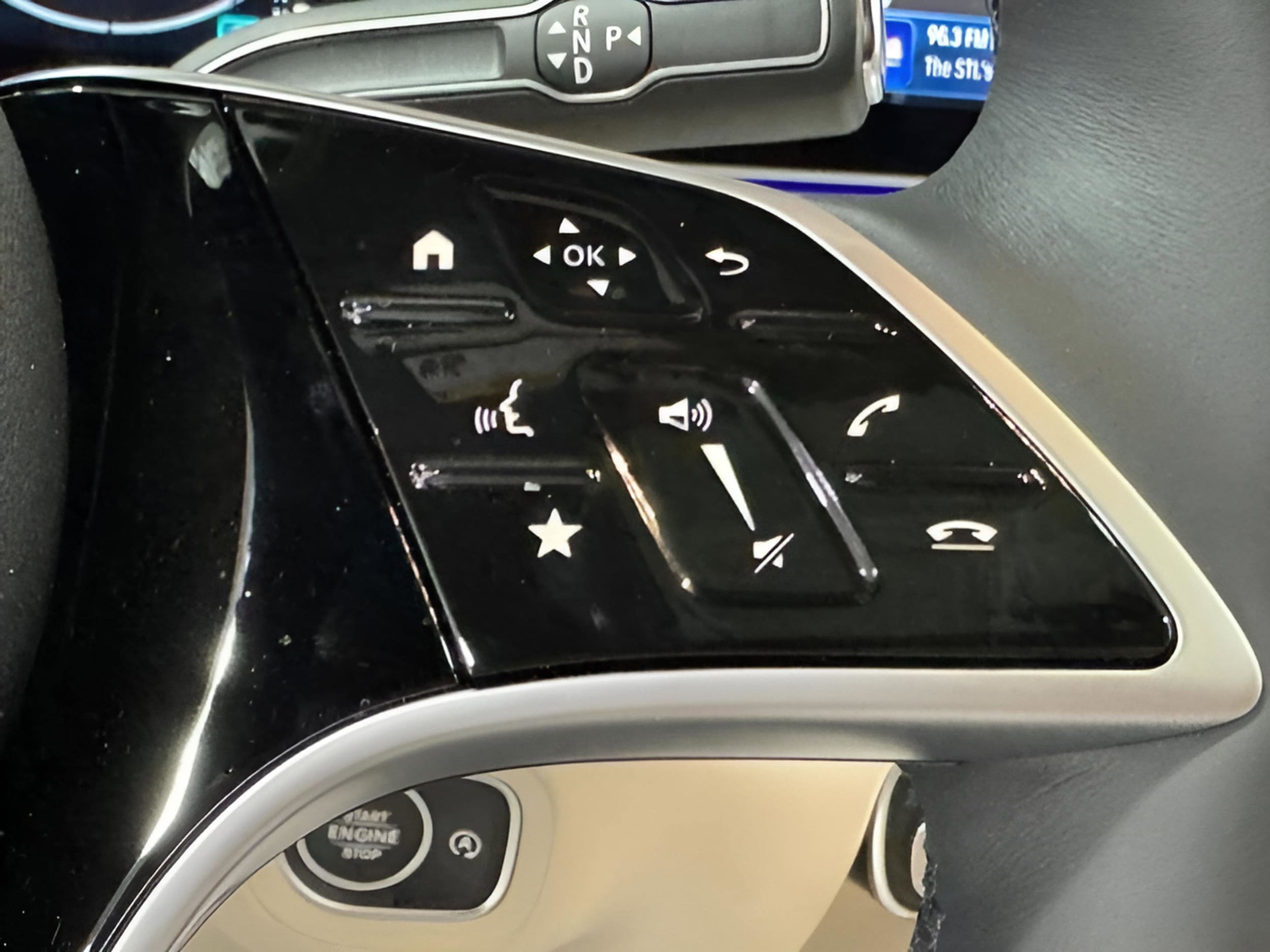 2025 Mercedes-Benz GLE GLE450 - Photo 35