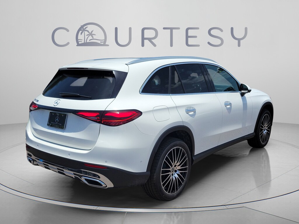 New 2026 Mercedes-Benz GLC 300 SUV