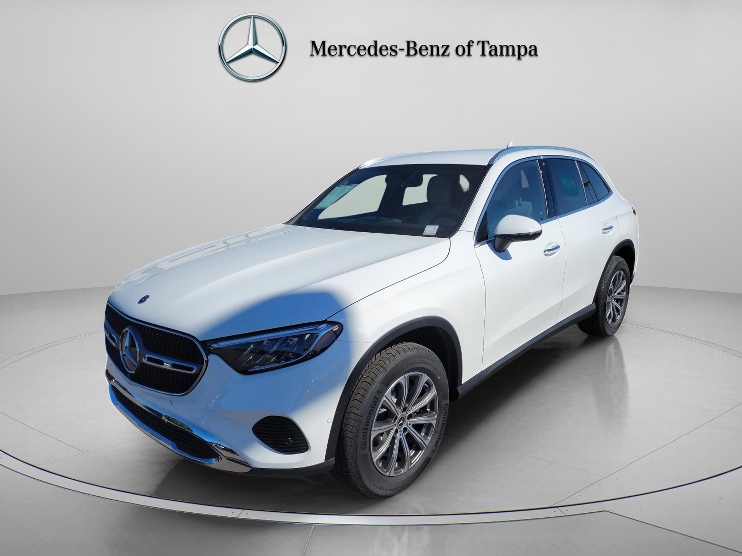 2026 Mercedes-Benz GLC GLC 300's photo