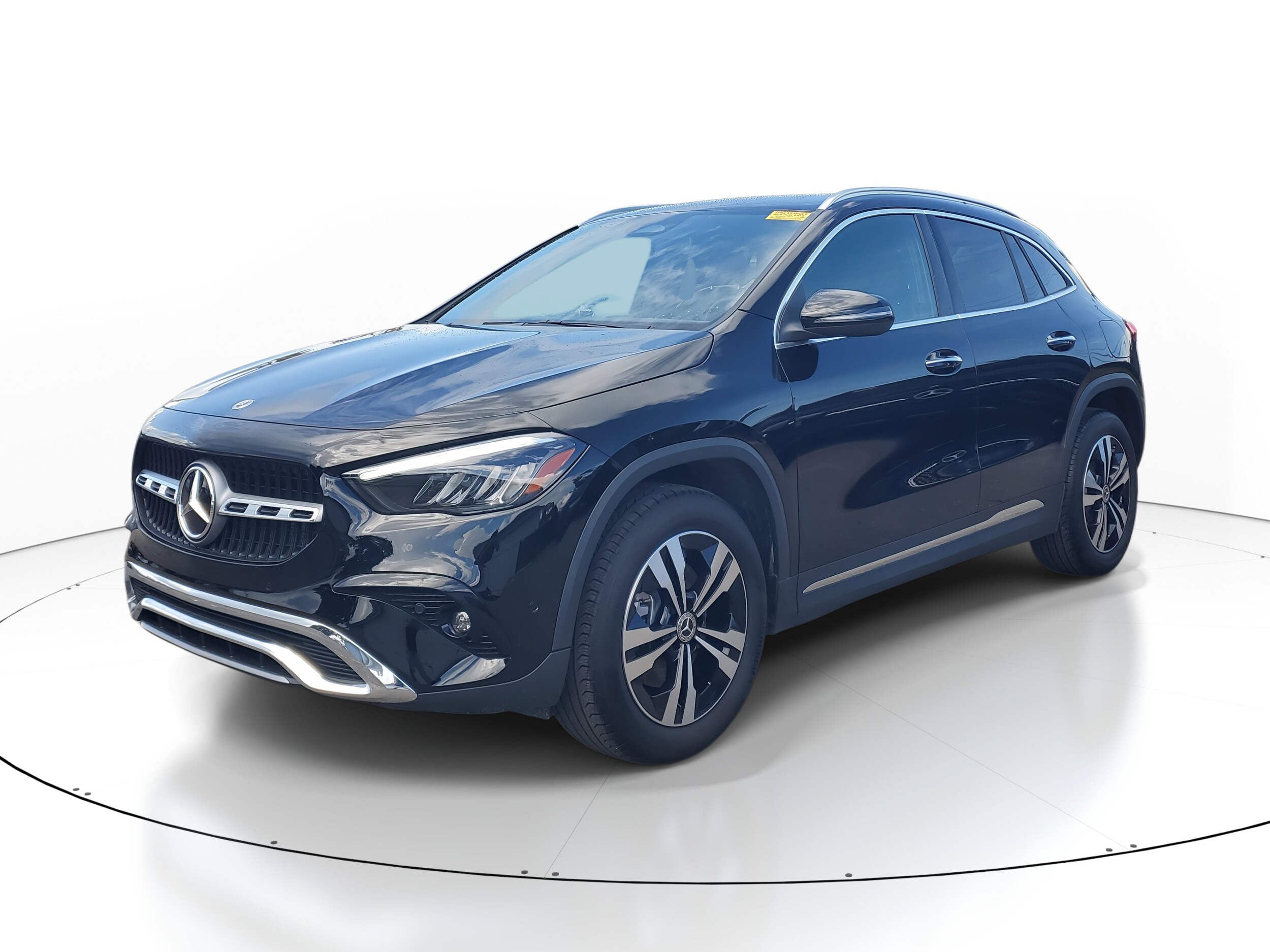 2025 Mercedes Benz GLA 250 photo 2
