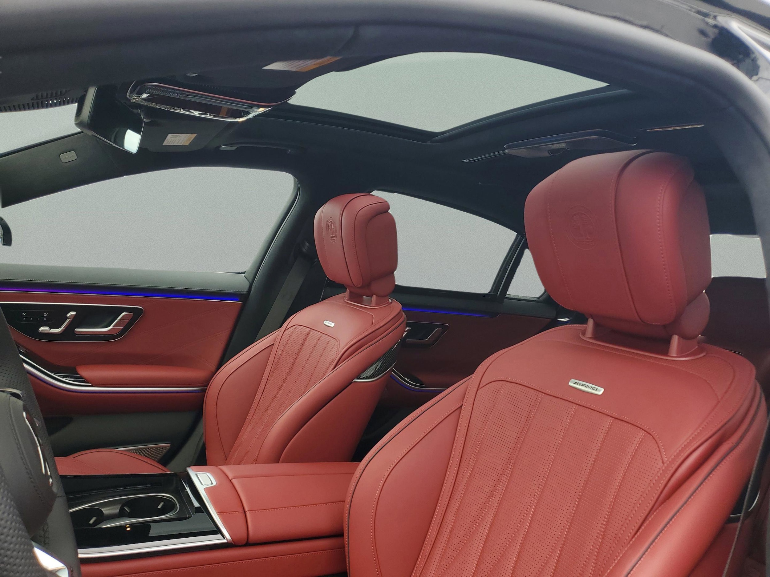 2026 Mercedes-Benz S-Class AMG S 63 - Photo 13