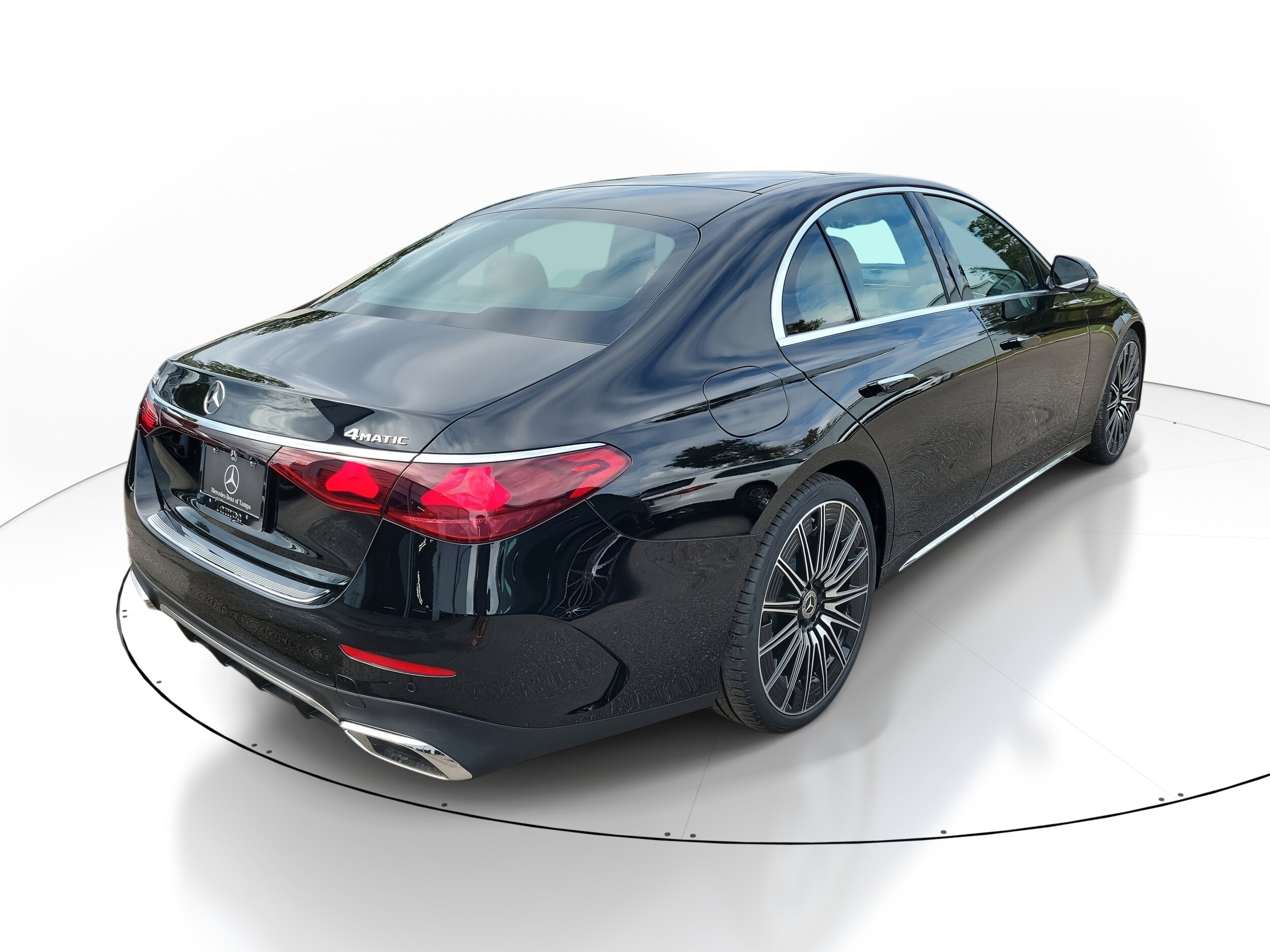 2026 Mercedes Benz E 450 4MATIC Sedan photo 4