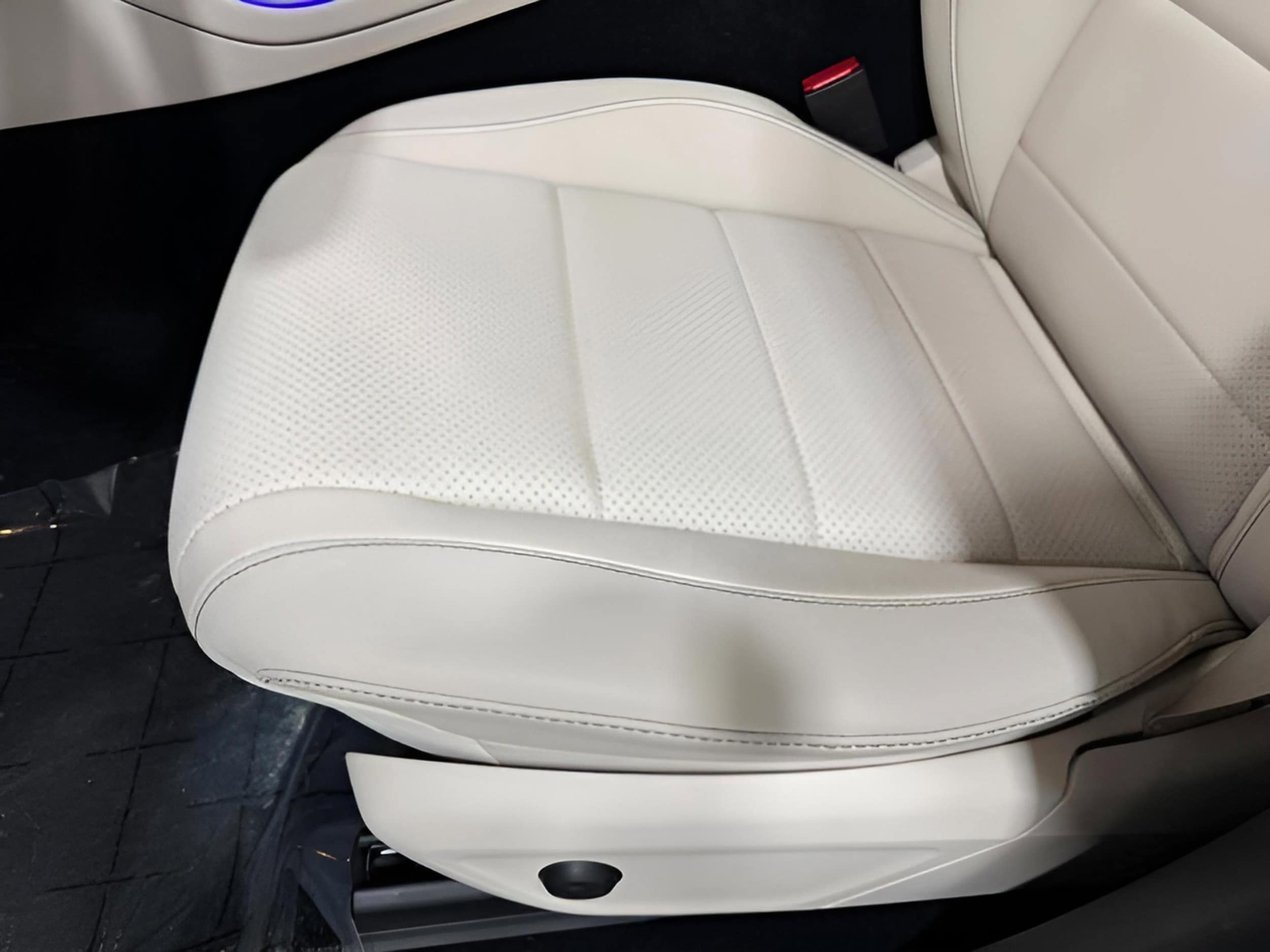 2025 Mercedes-Benz GLE GLE450 - Photo 31