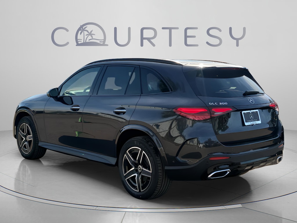 New 2026 Mercedes-Benz GLC 300 SUV