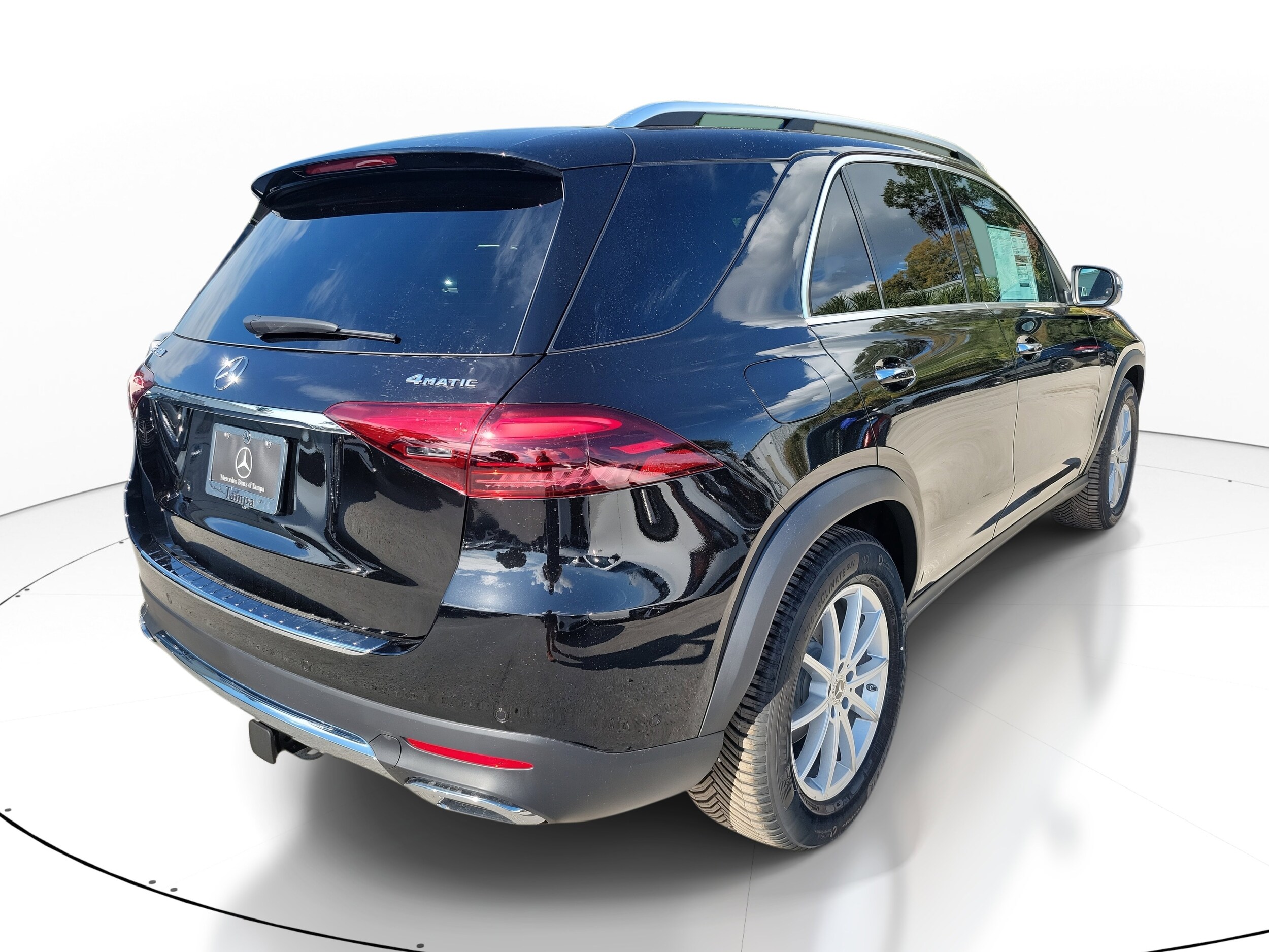 2026 Mercedes Benz GLE 350 4MATIC photo 3