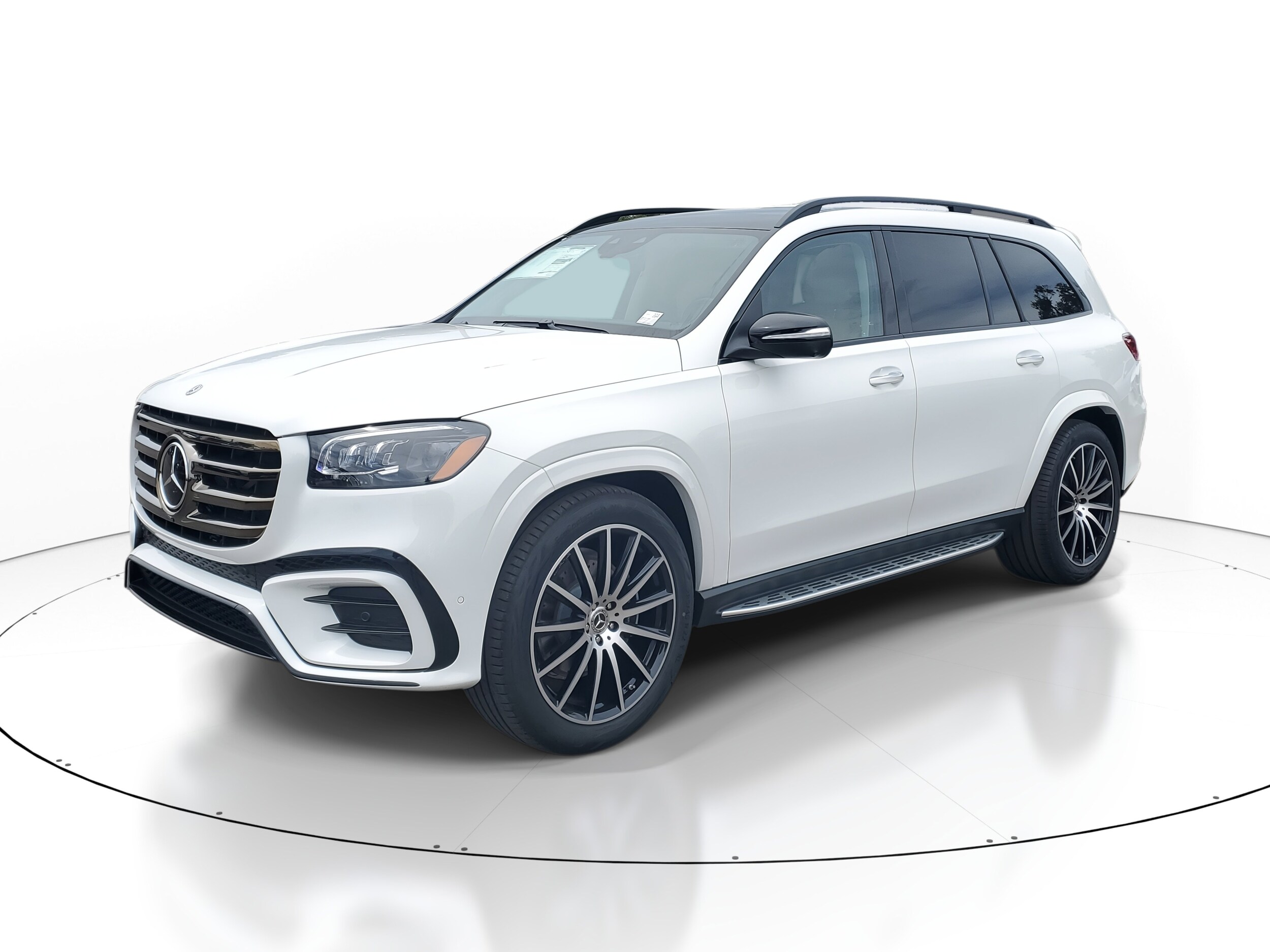 2026 Mercedes Benz GLS 450 4MATIC photo 3