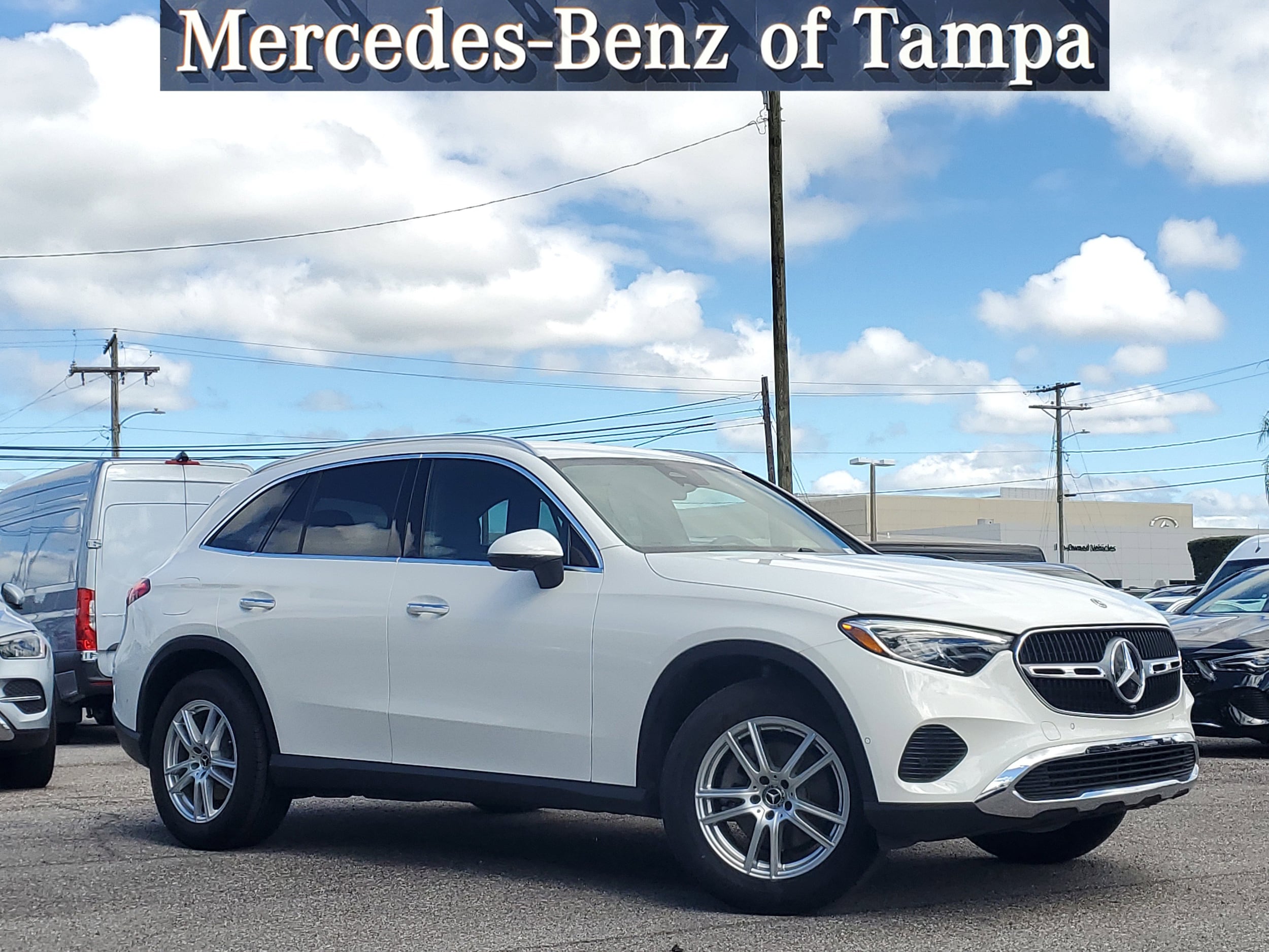 2025 Mercedes-Benz GLC