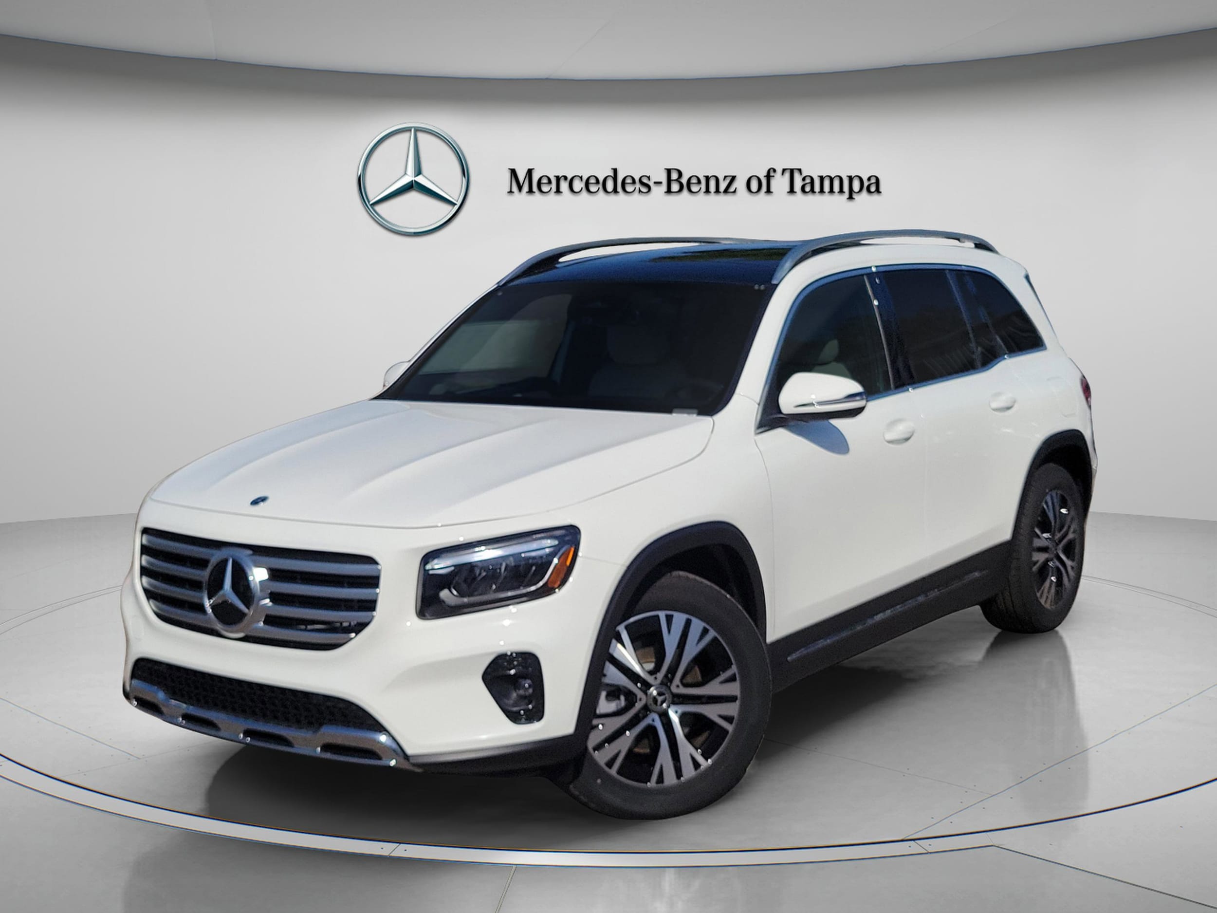 2026 Mercedes-Benz GLB GLB 250's photo