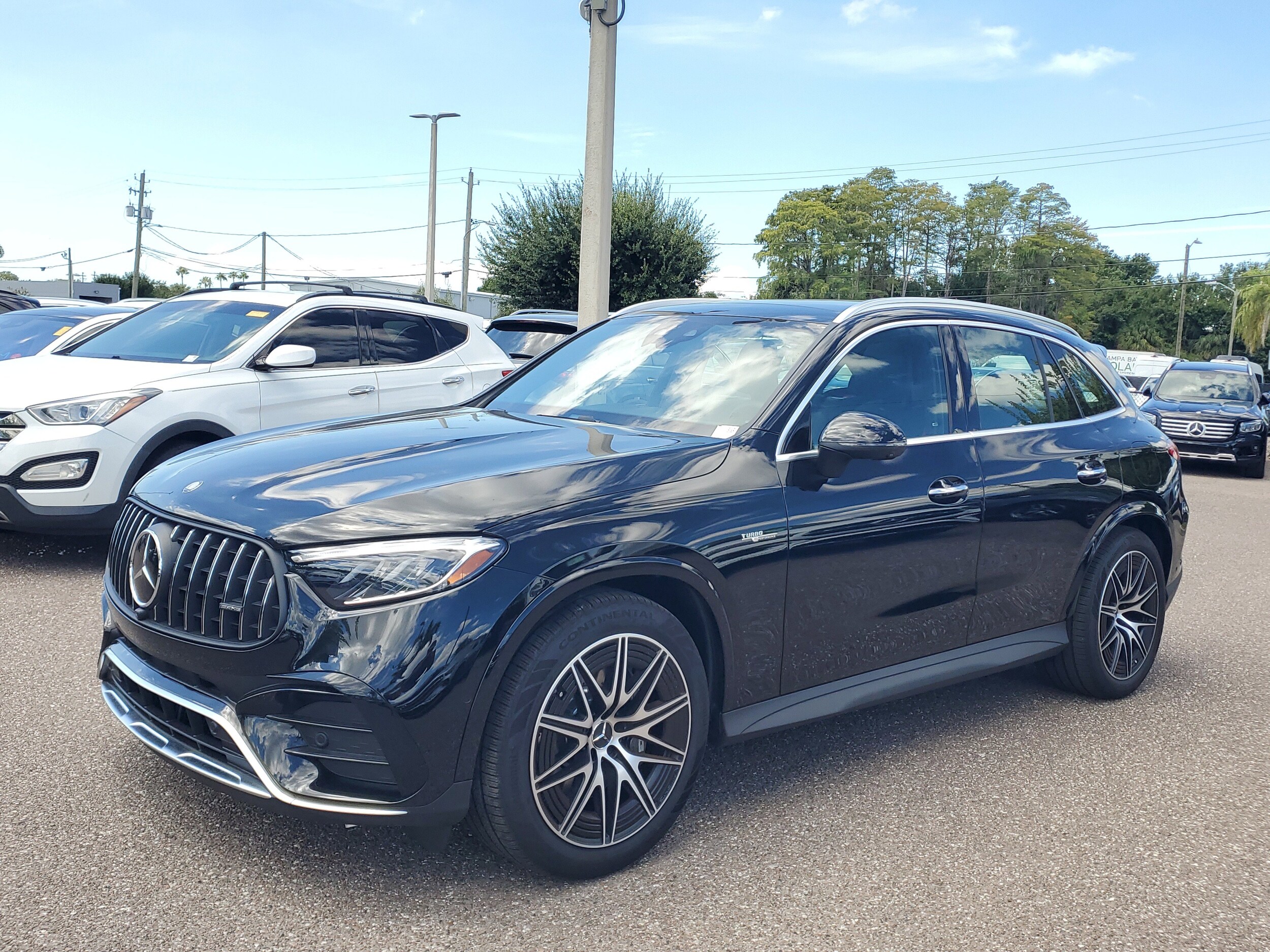 2025 Mercedes Benz GLC AMG 63 4MATIC photo 2