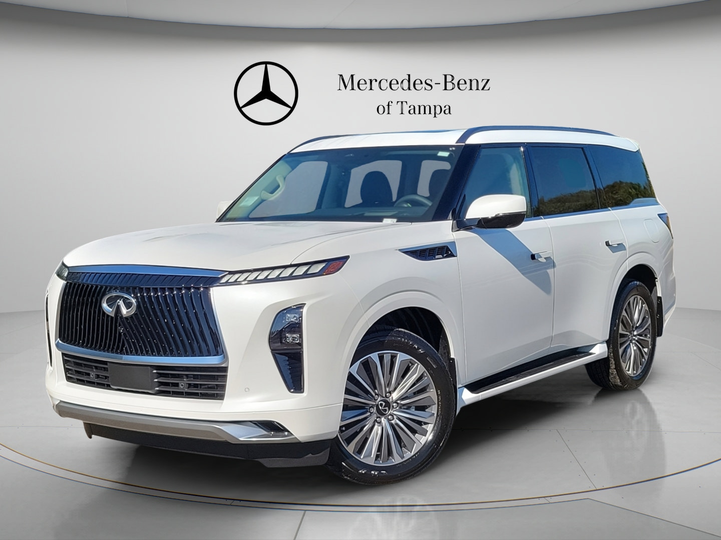 2026 INFINITI QX80 Luxe