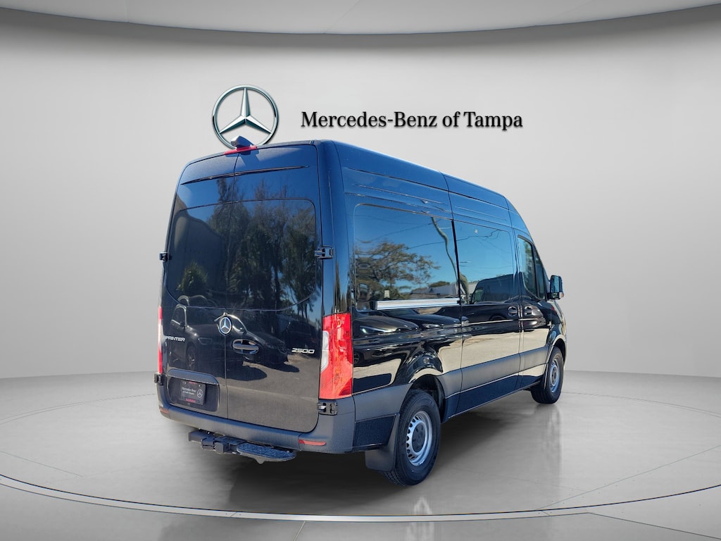 New 2026 Mercedes-Benz Sprinter 2500 Standard Roof 4-Cyl Diesel HO Van Crew Van