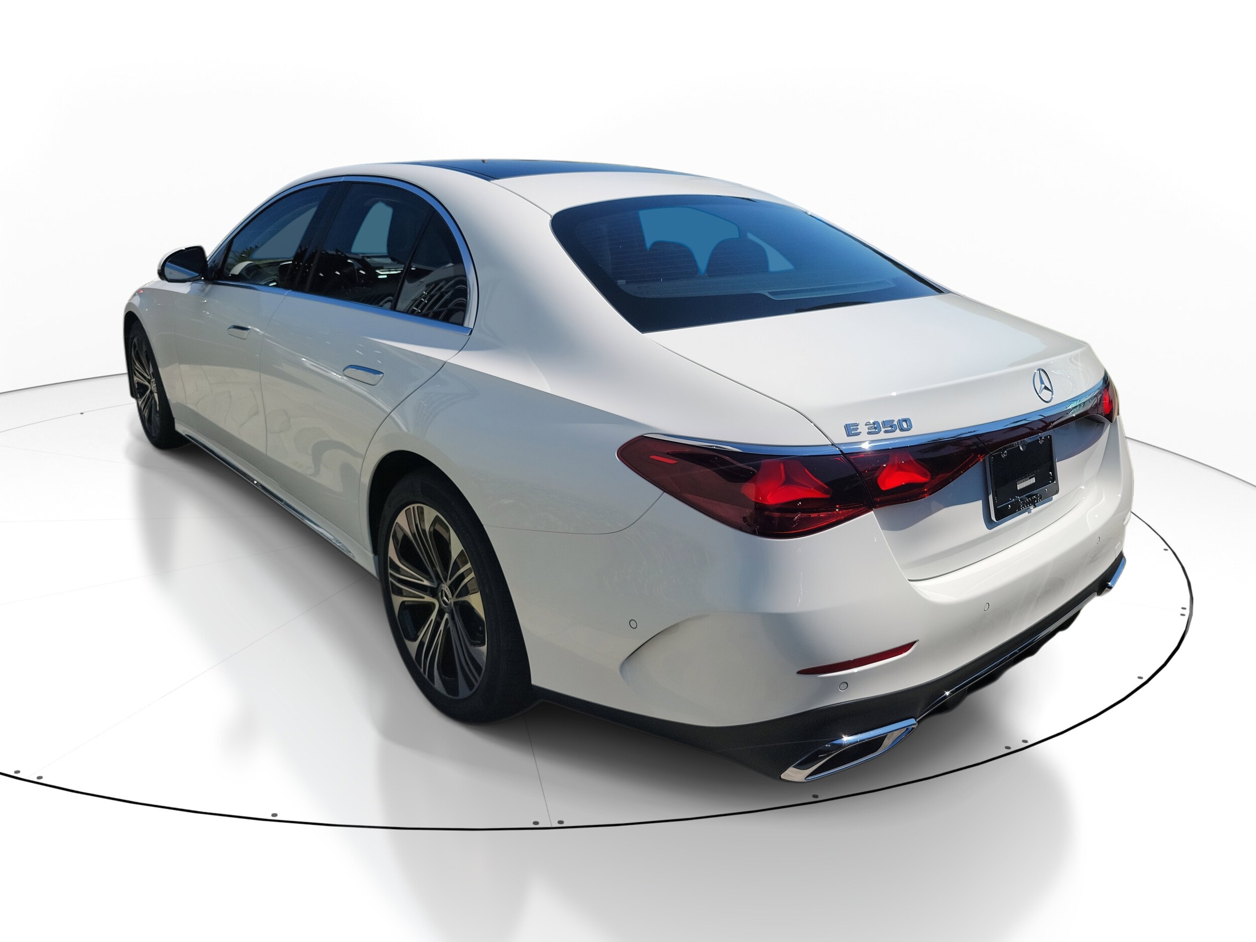 2026 Mercedes Benz E 350 Sedan photo 4